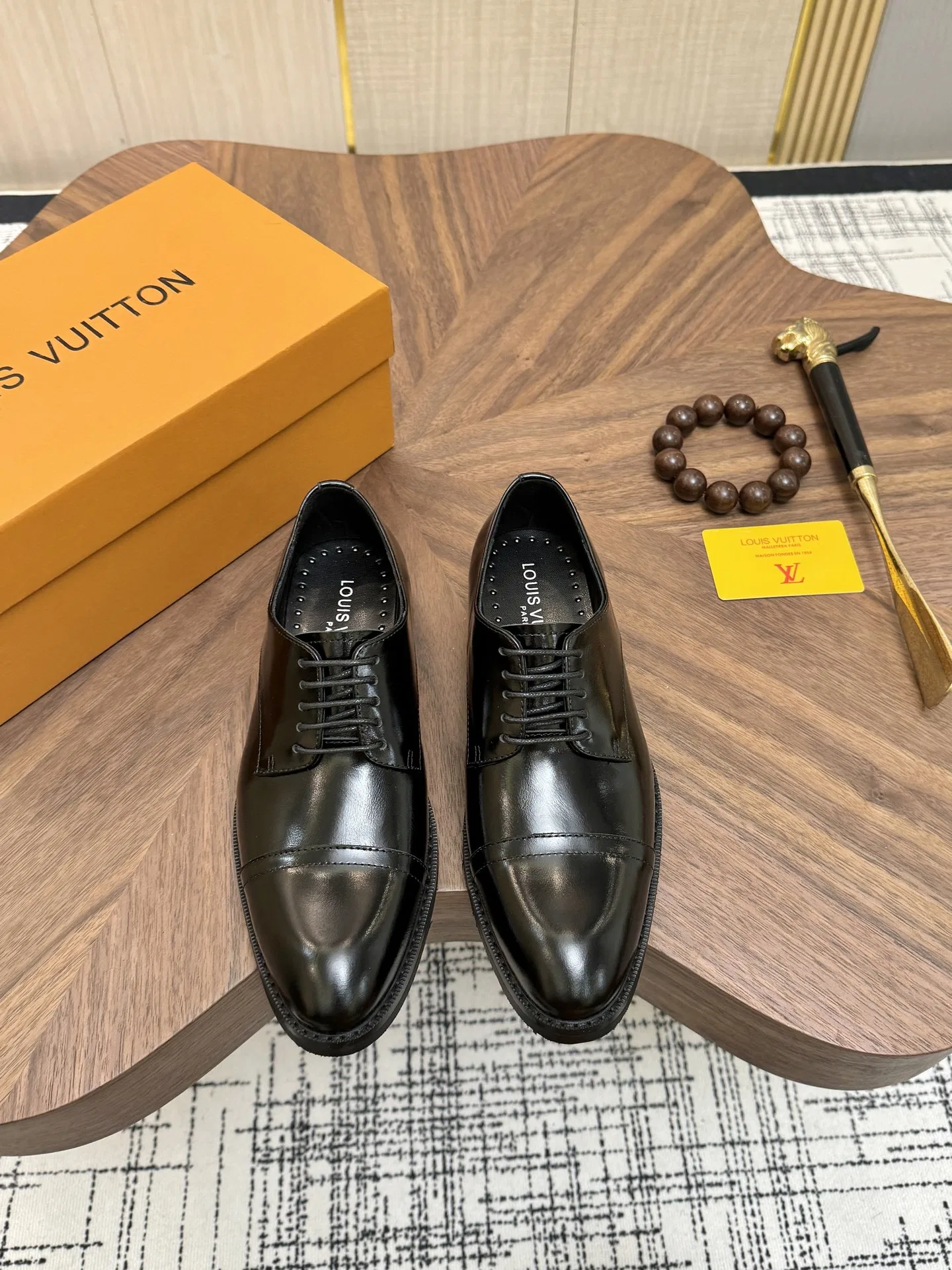 LV 27FW VCICDVH 011 구두