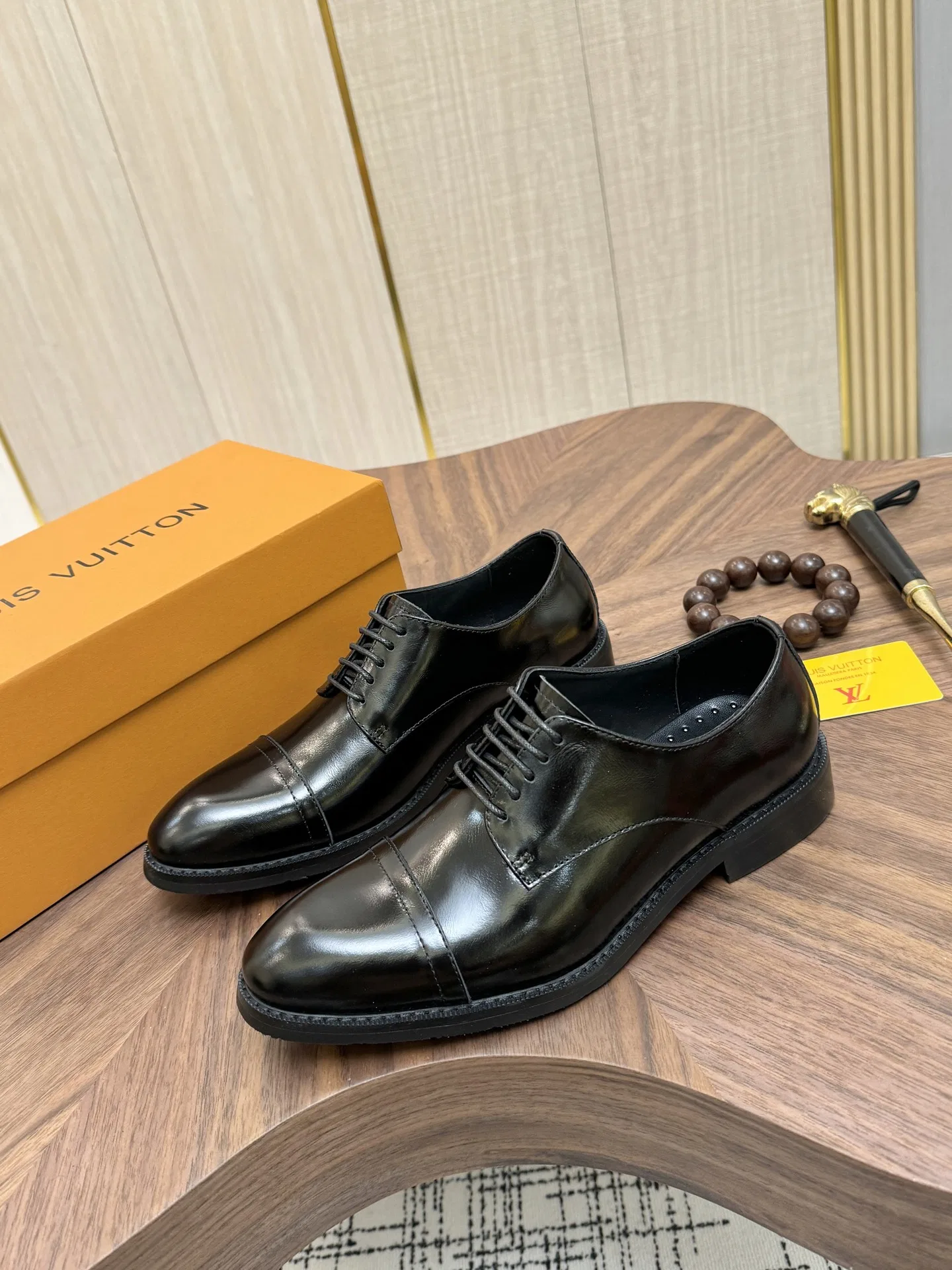 LV 27FW VCICDVH 011 구두 3