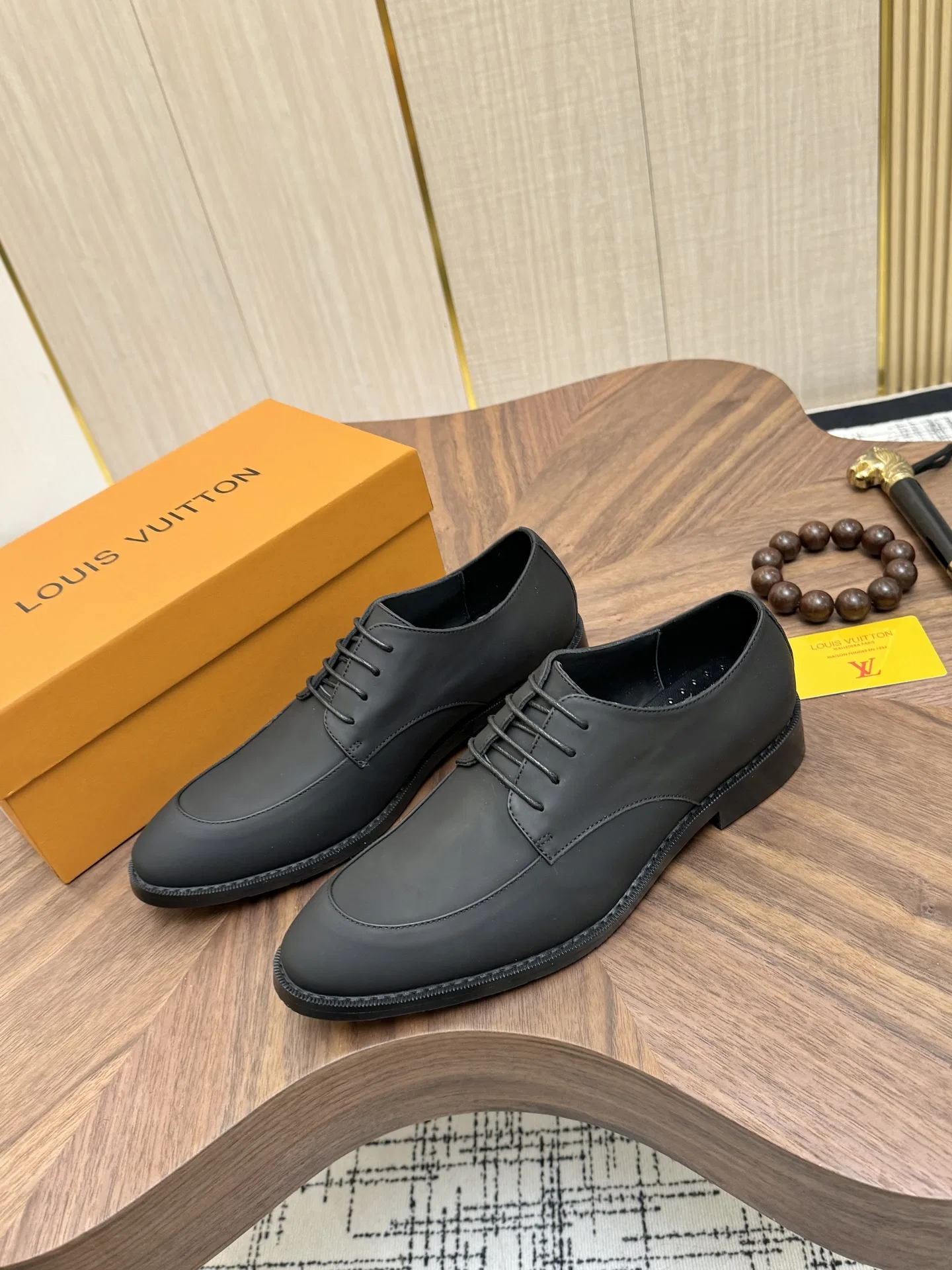 LV 27FW VCICDVH 014 구두 3