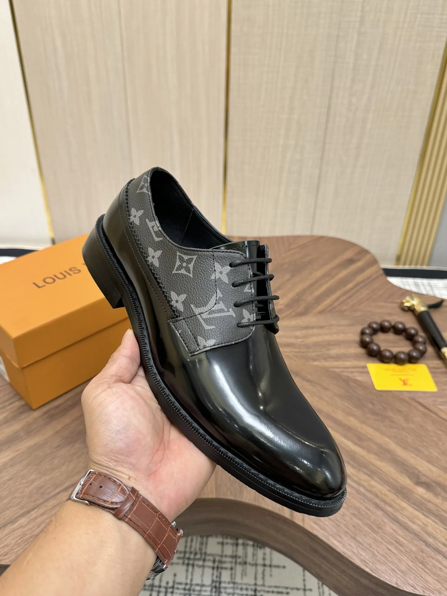 LV 27FW VCICDVH 015 구두 5