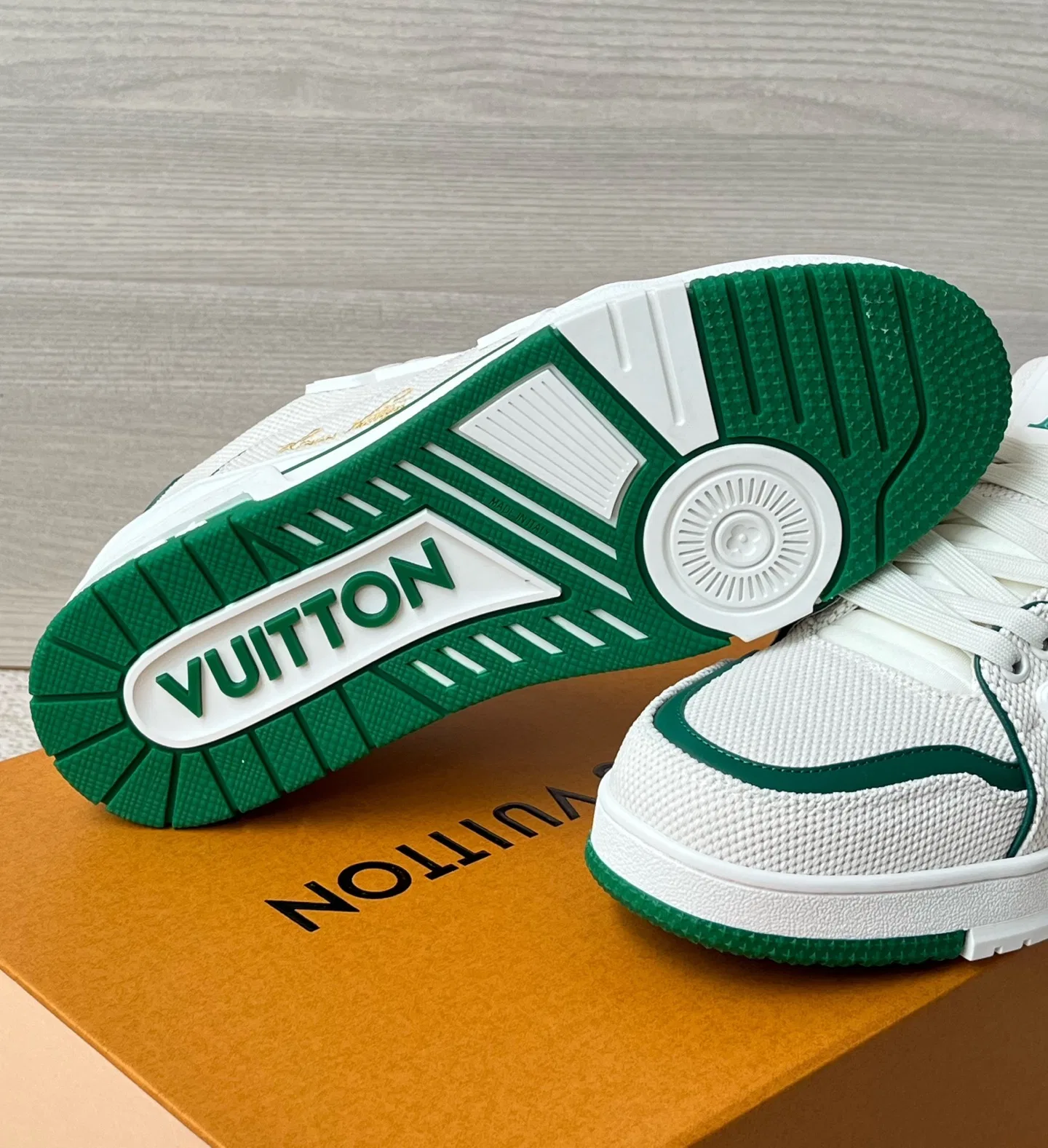 LV 27FW WBOJRAP 015 스니커즈 5