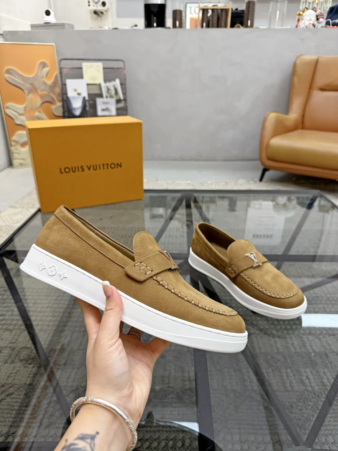 LV 27FW WBOJRAP 023 로퍼 6