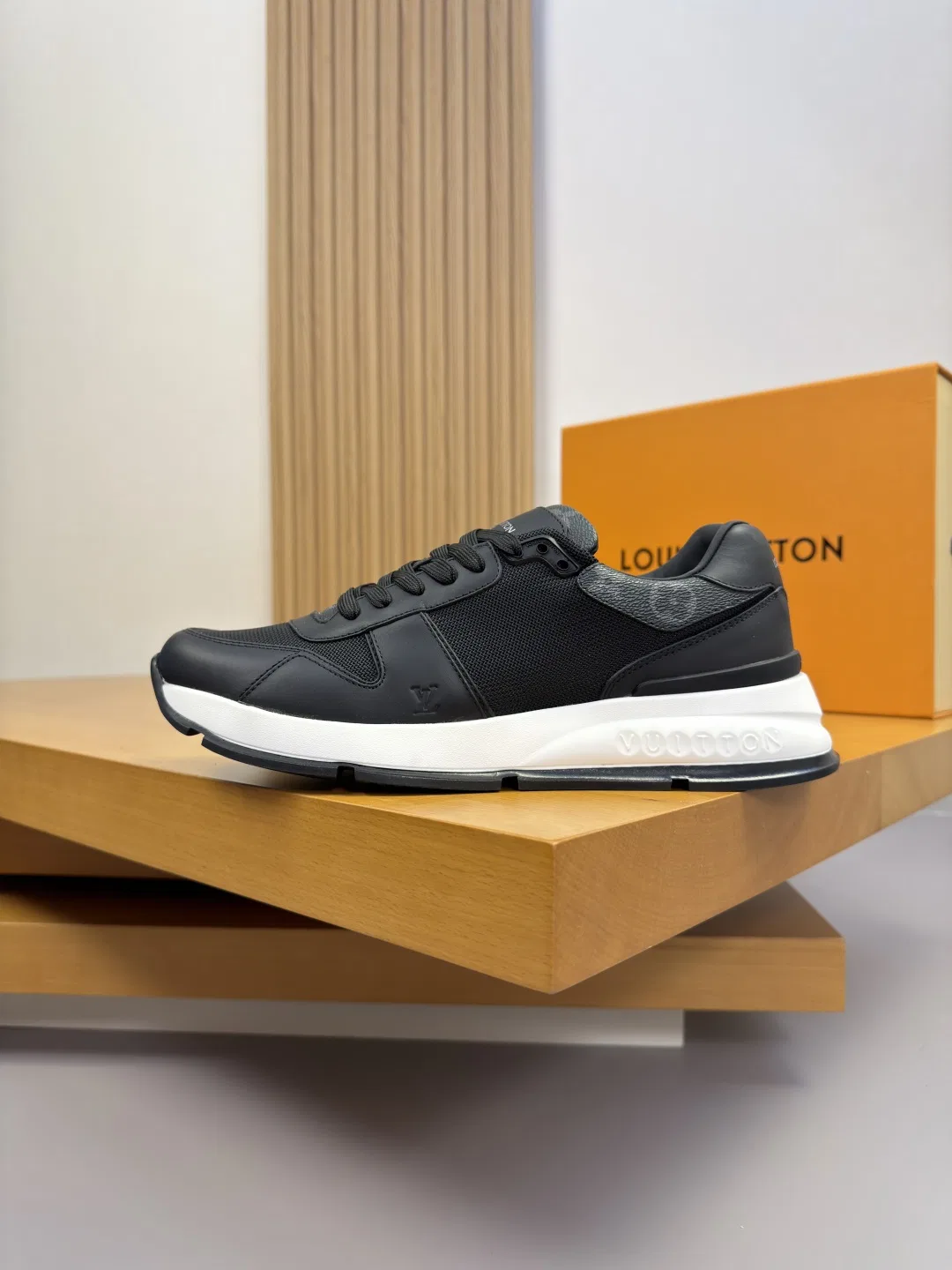 LV 27FW WBOJRAP 026 운동화 4