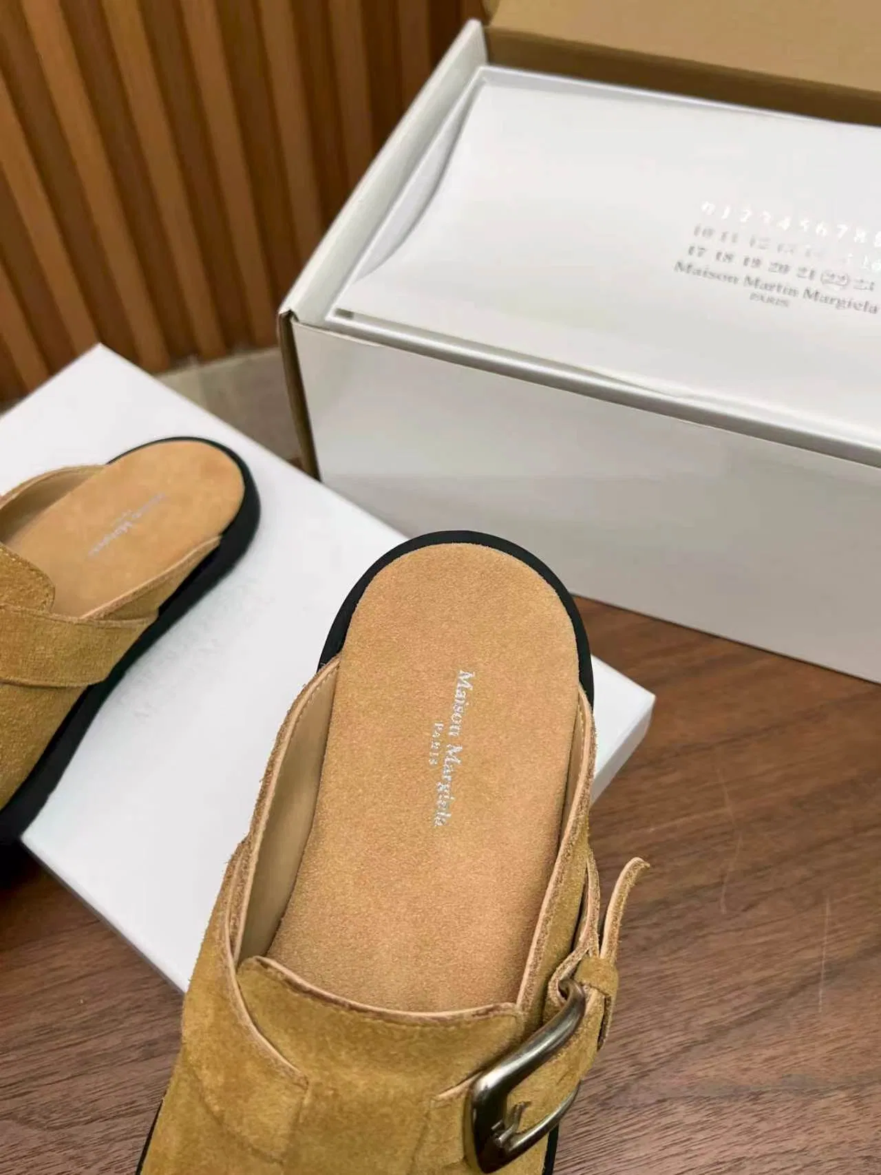 MARAGIELA 27FW CMAAZVJ 001 로퍼 4