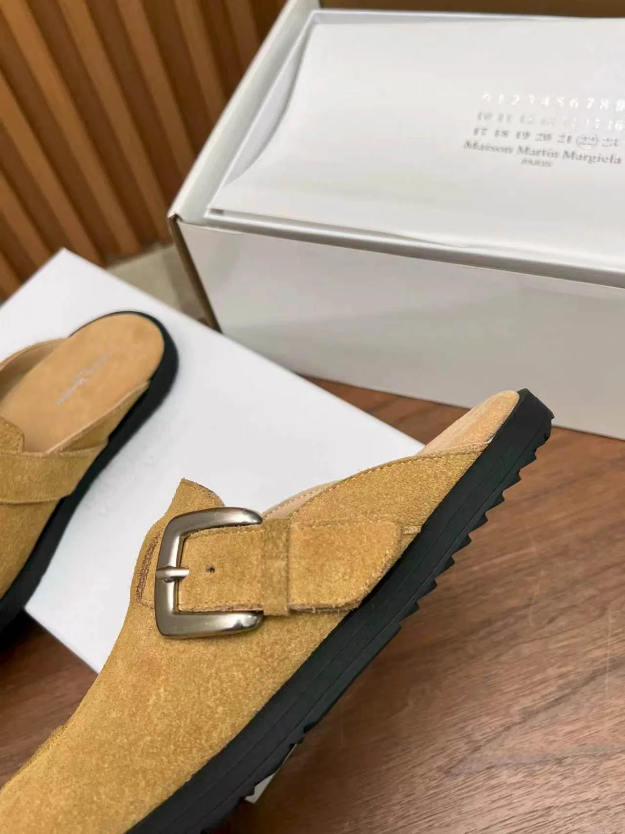 MARAGIELA 27FW CMAAZVJ 001 로퍼 6
