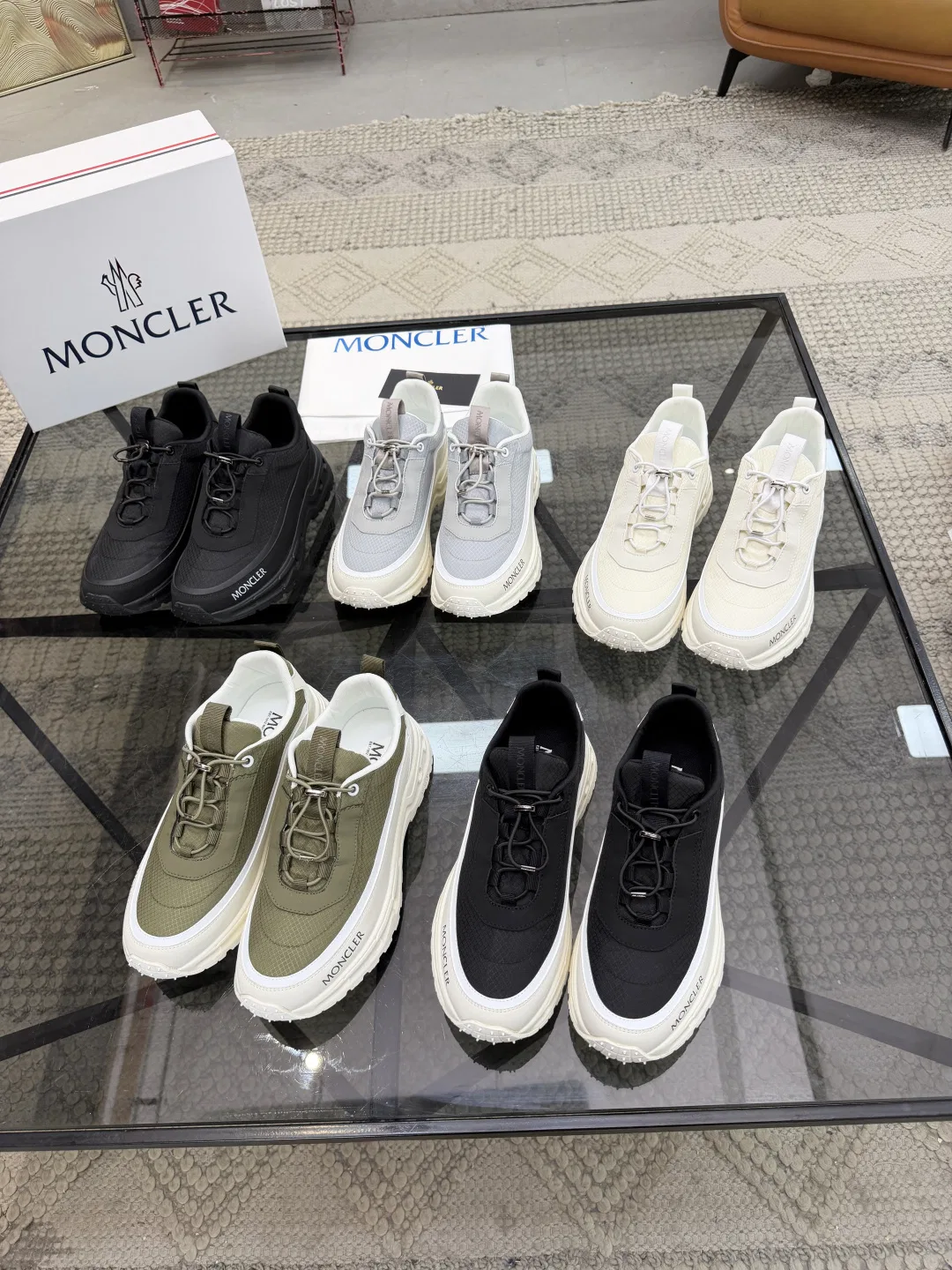 MC 27FW DJNASAA 005 트랙슈즈
