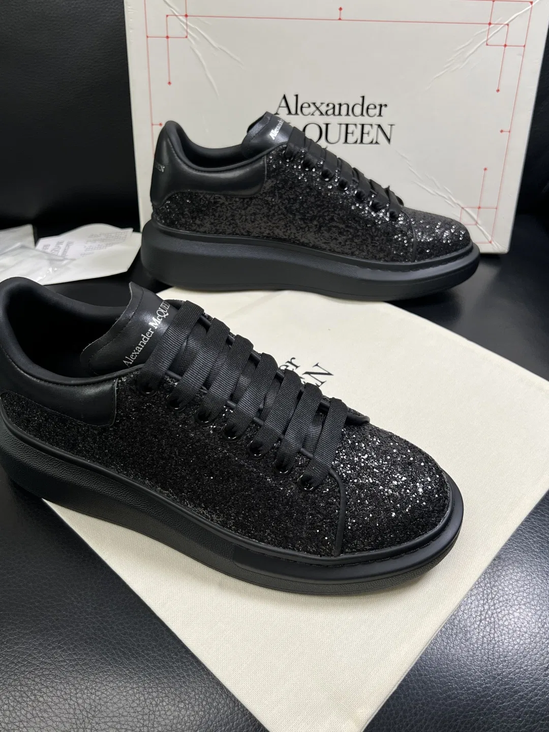 MCQ 27FW IJRWTBT 001 스니커즈 6
