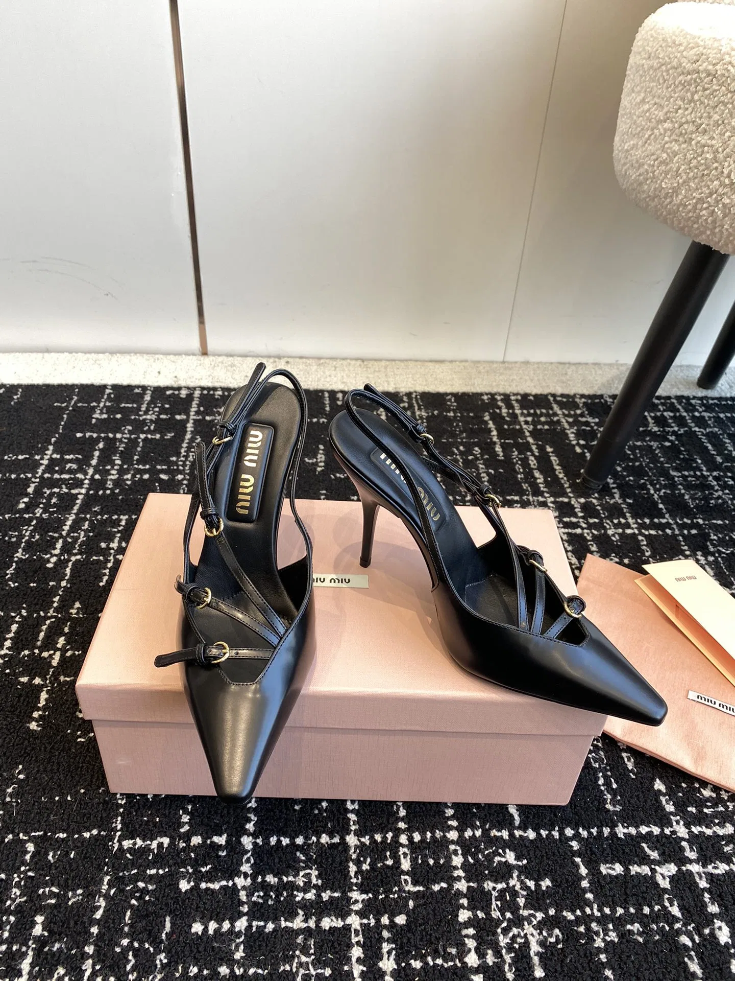 MIU 27FW DJHWJSS 001 구두 3