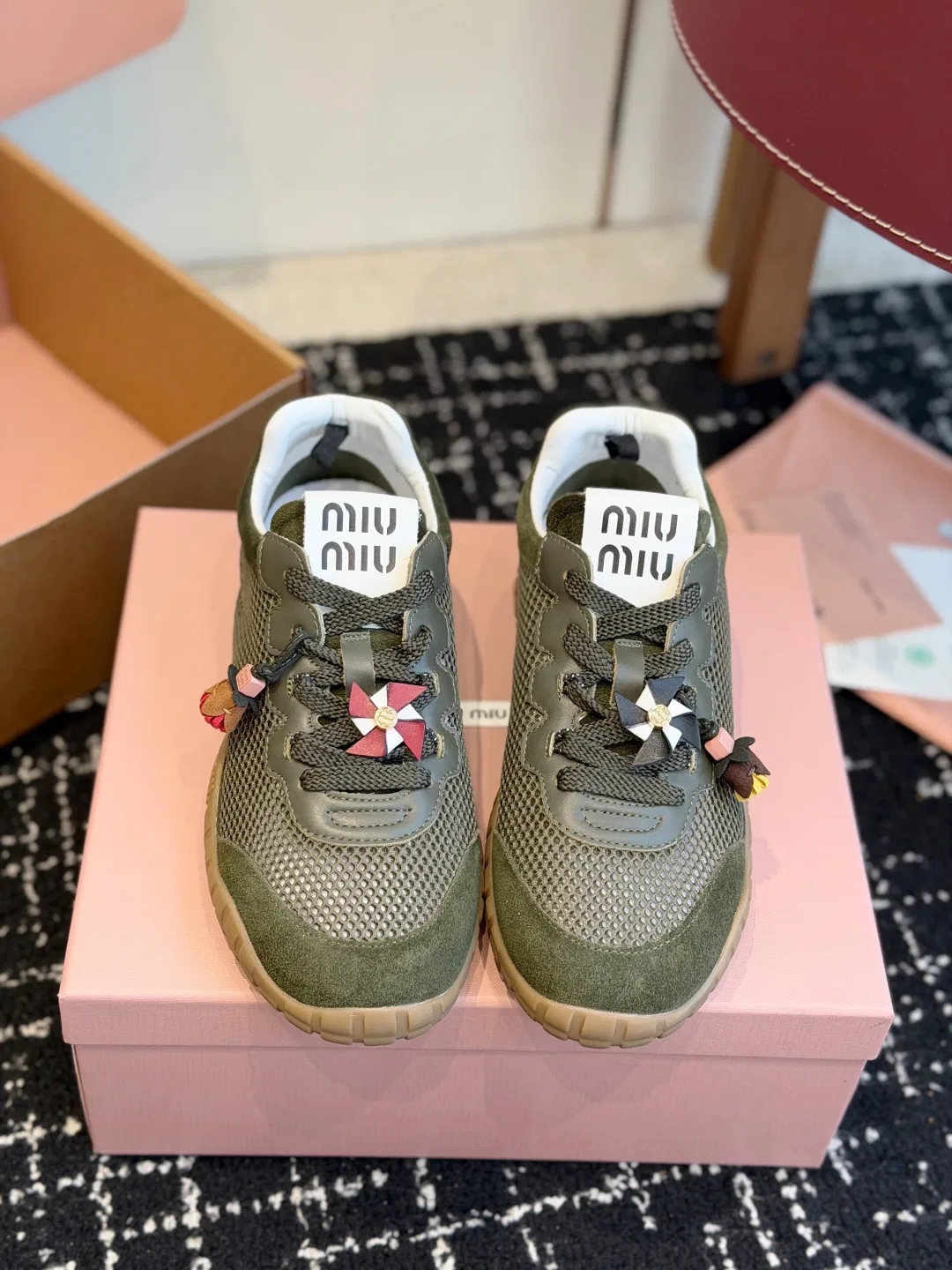MIU 27FW MMSYKYS 002 운동화