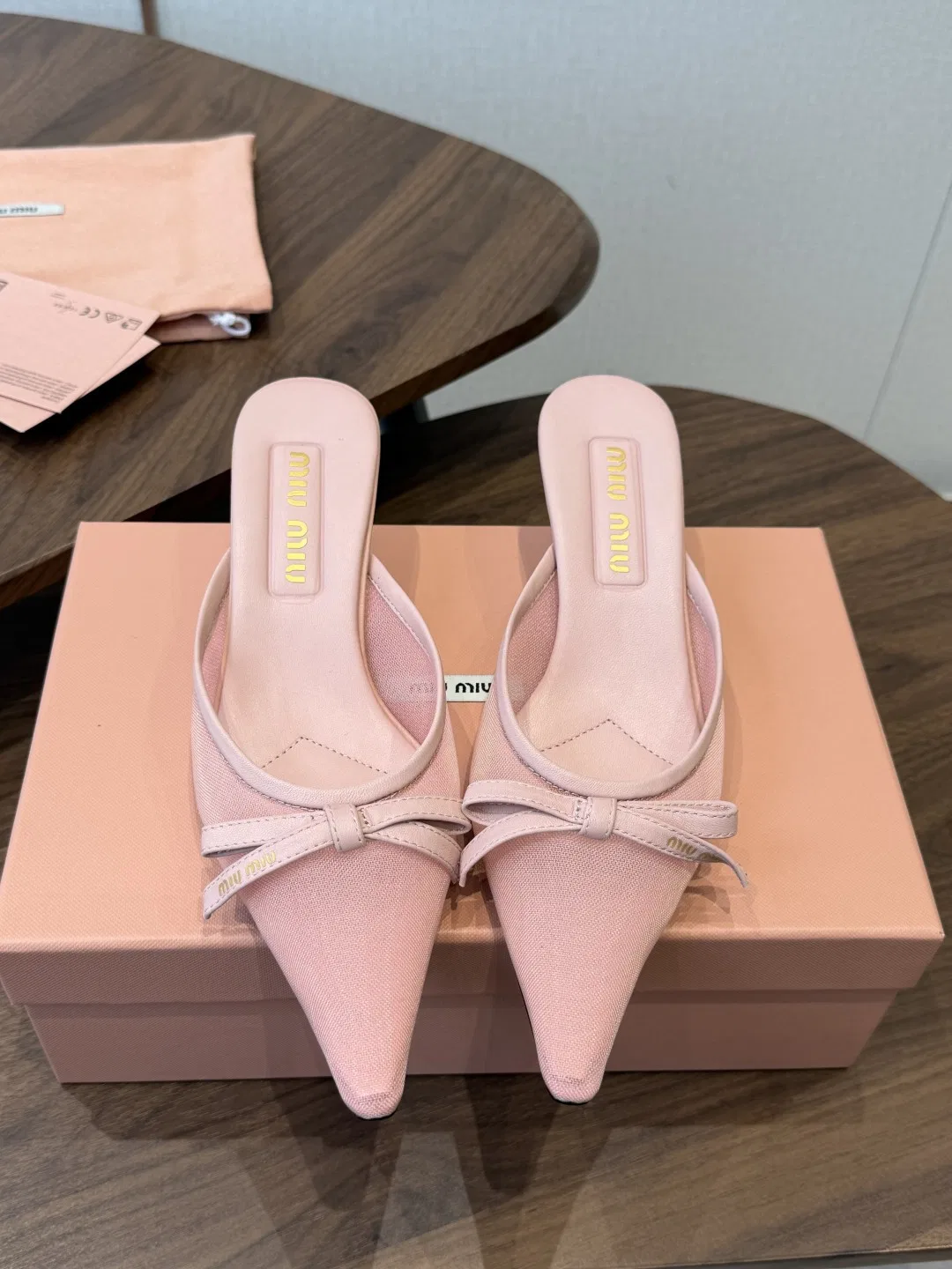 MIU 27FW OMDCLSE 005 구두