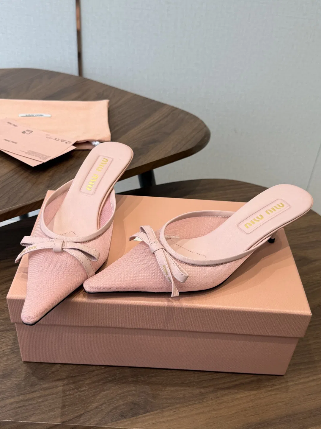MIU 27FW OMDCLSE 005 구두 4