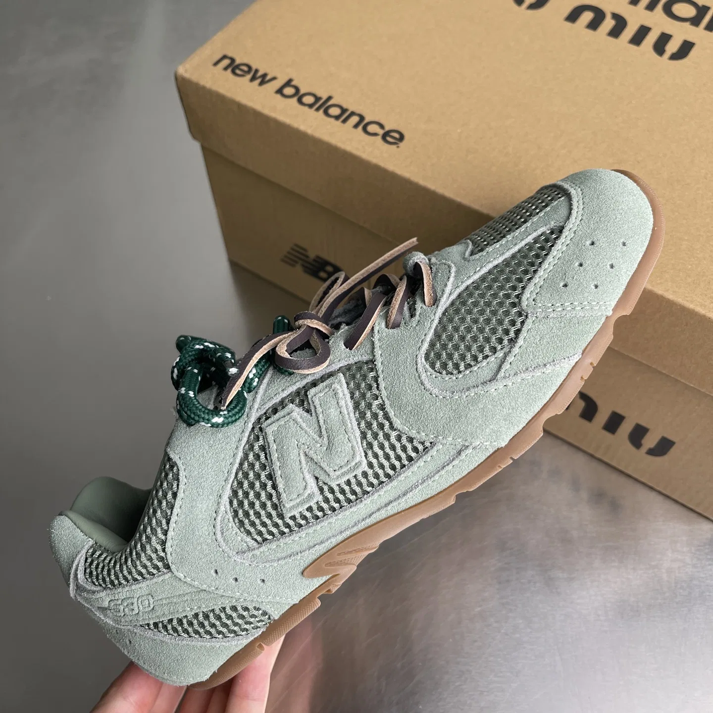 MIU 27FW OMDCLSE 008 운동화 4