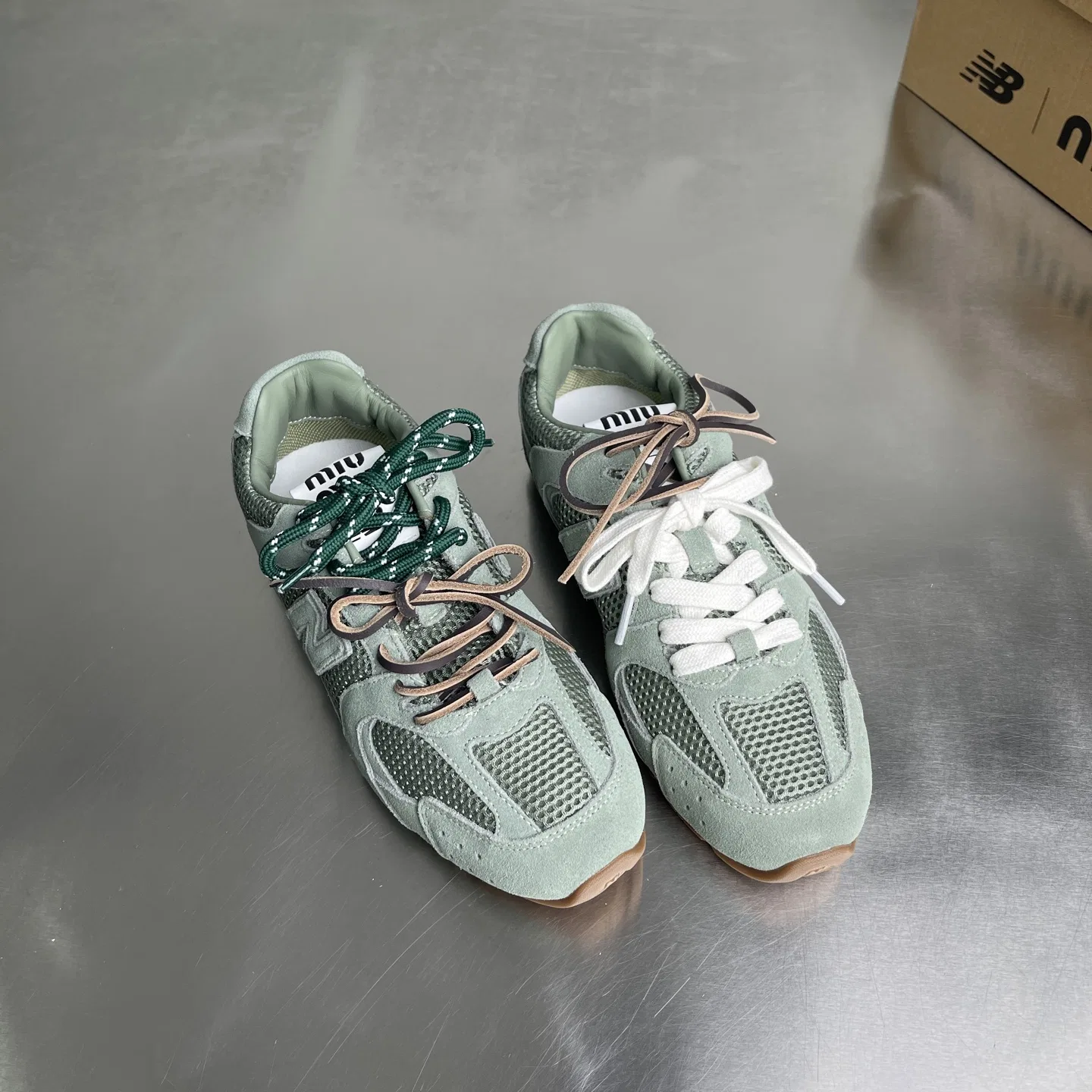 MIU 27FW OMDCLSE 008 운동화 6