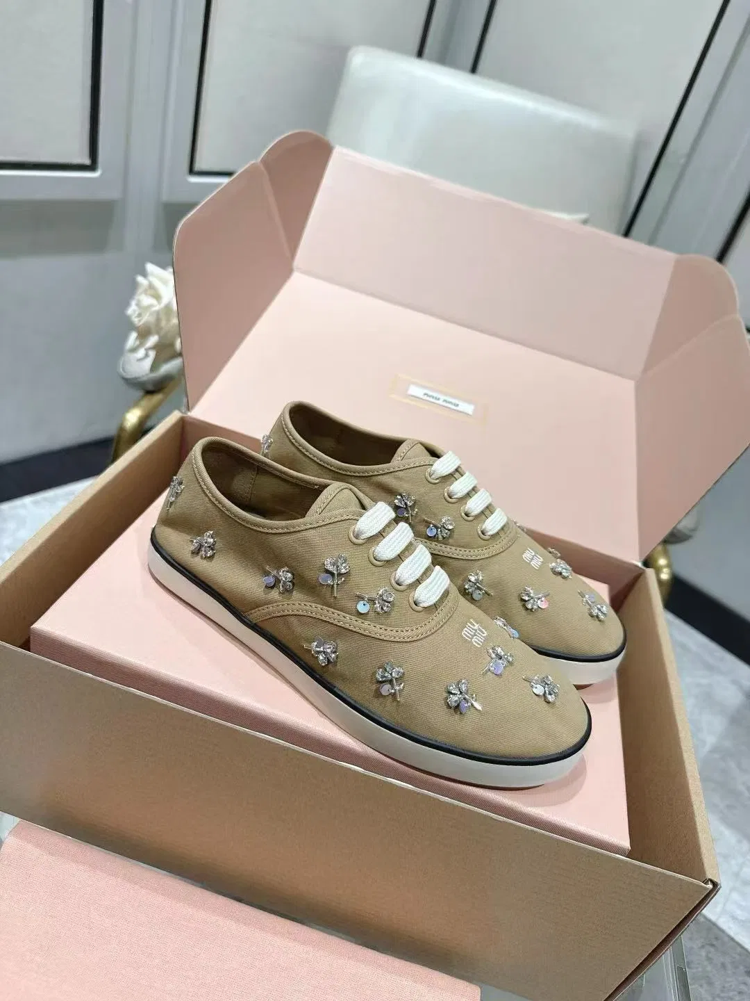 MIU 27FW OMDCLSE 016 운동화