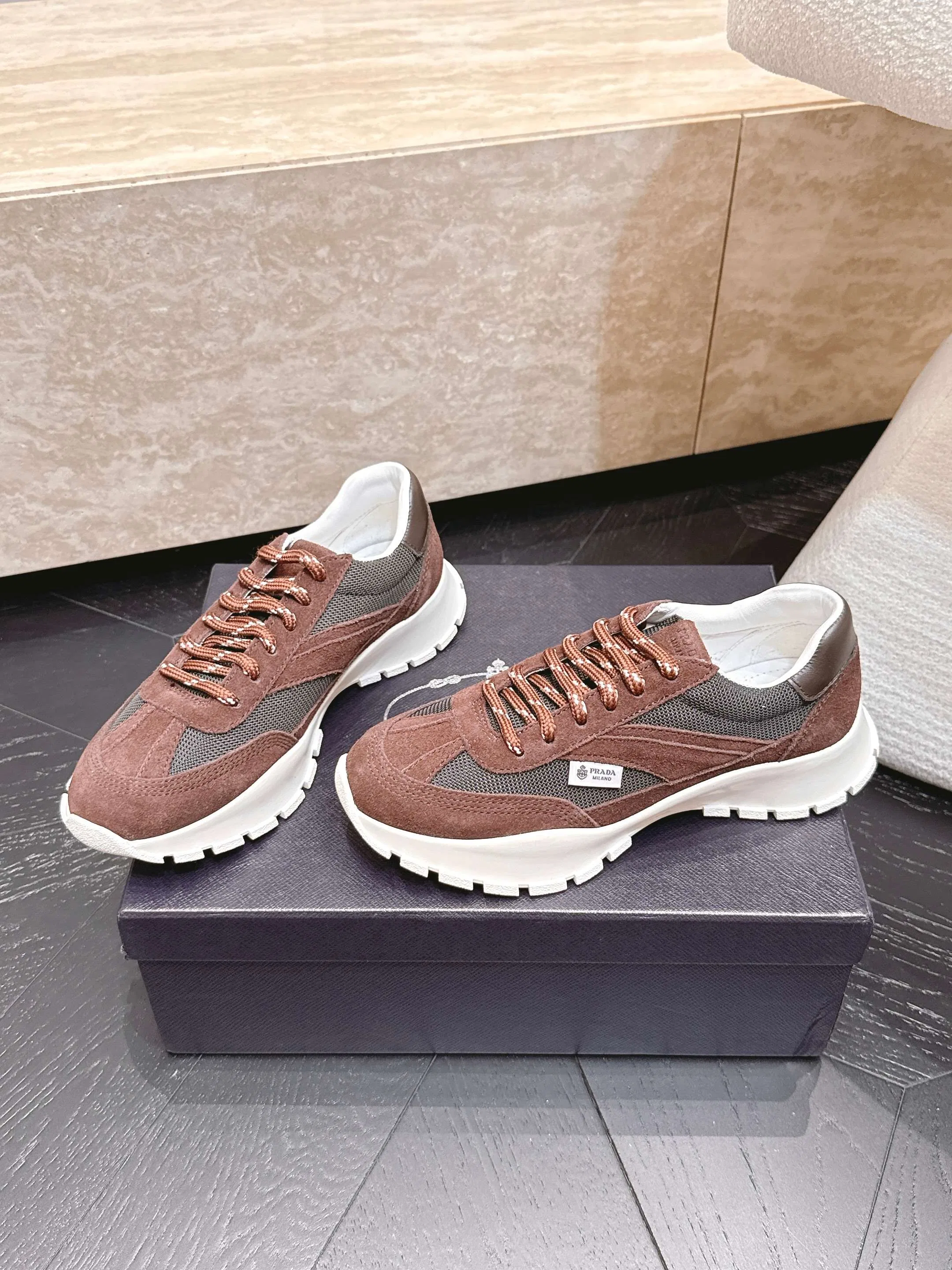 PRA 27FW EJEUHTT 035 스니커즈 4