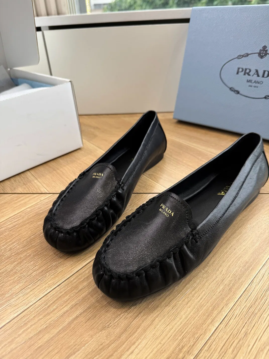 PRA 27FW EJEUHTT 040 플랫슈즈 5