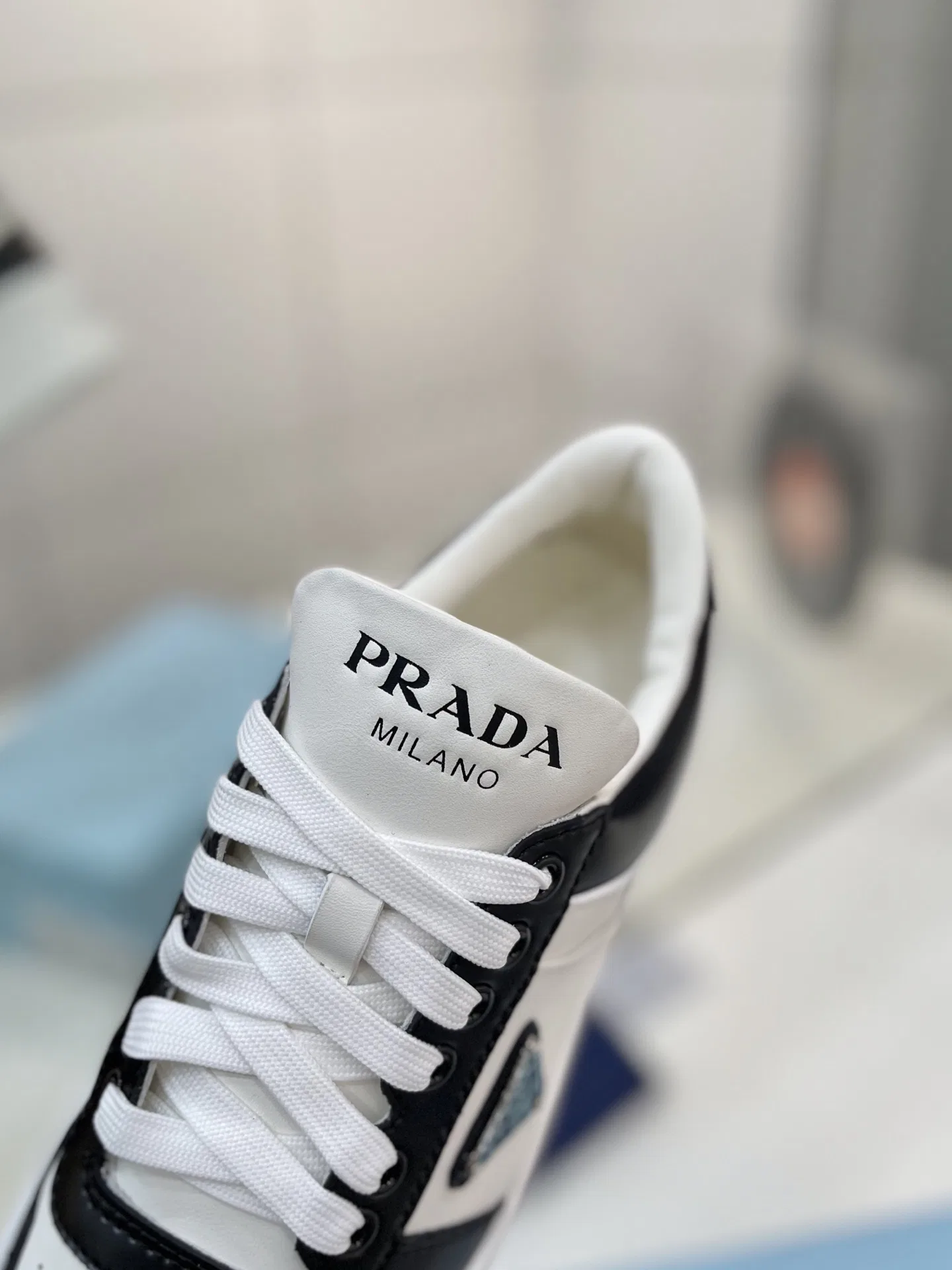 PRA 27FW UGLZVGX 003 스니커즈 6