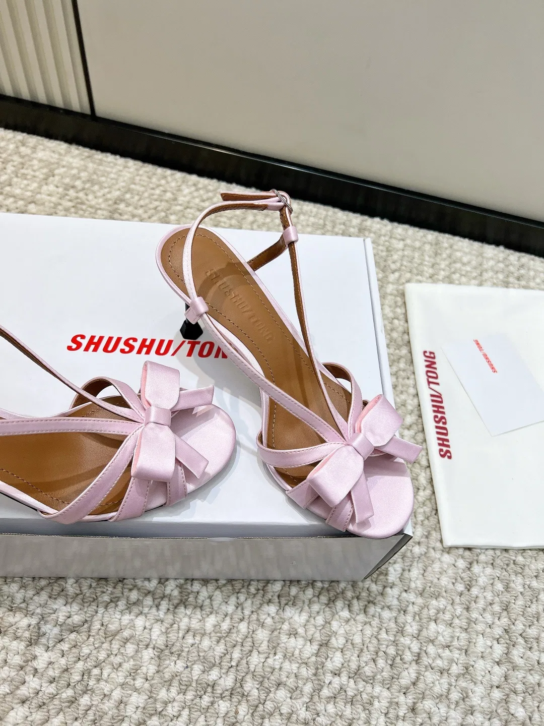 SHUSHUTONG 27FW UJECXGY 001 구두 6