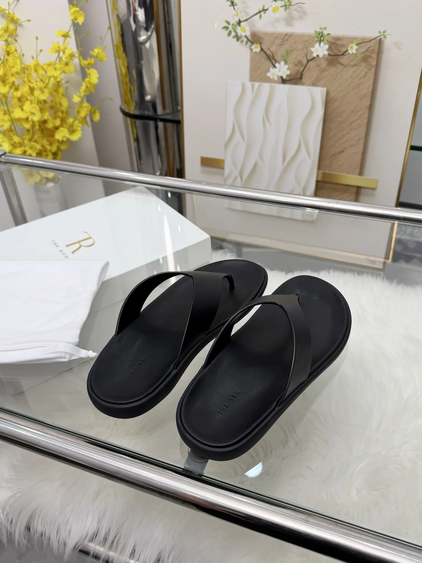 THEROW 27FW PNWXUCL 001 쪼리 5