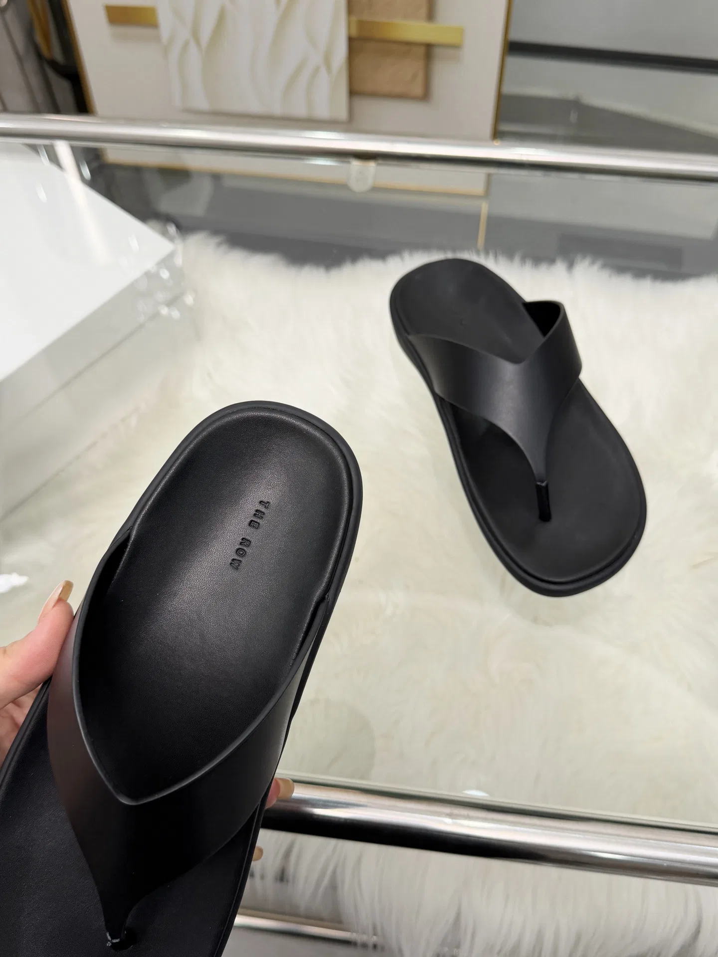 THEROW 27FW PNWXUCL 001 쪼리 6