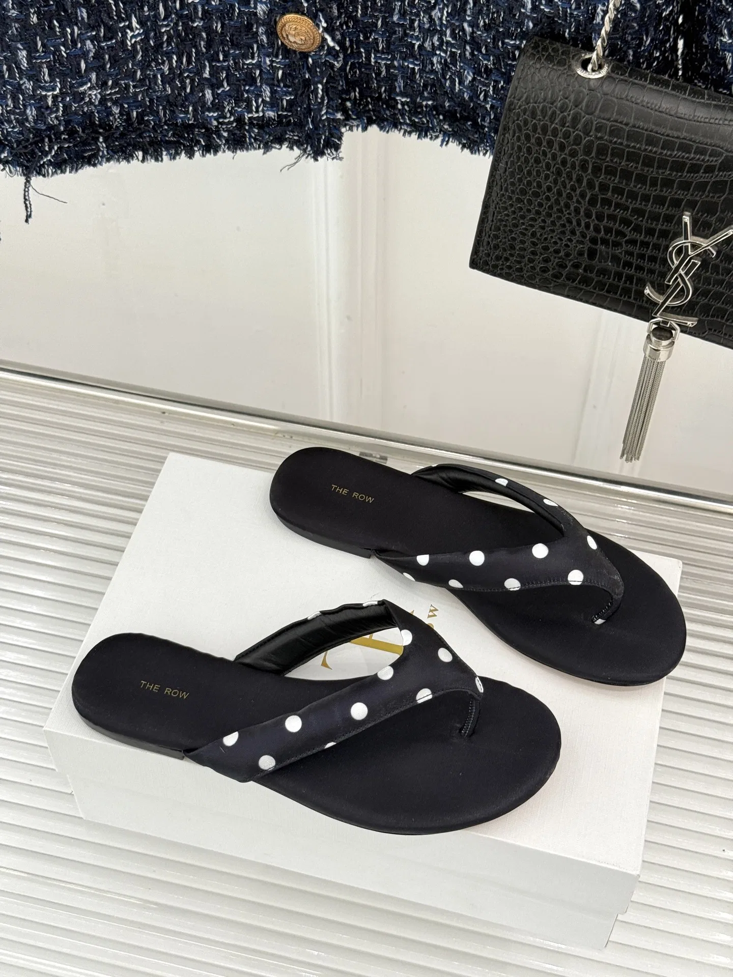 THEROW 27FW UEFHQNF 002 쪼리 3