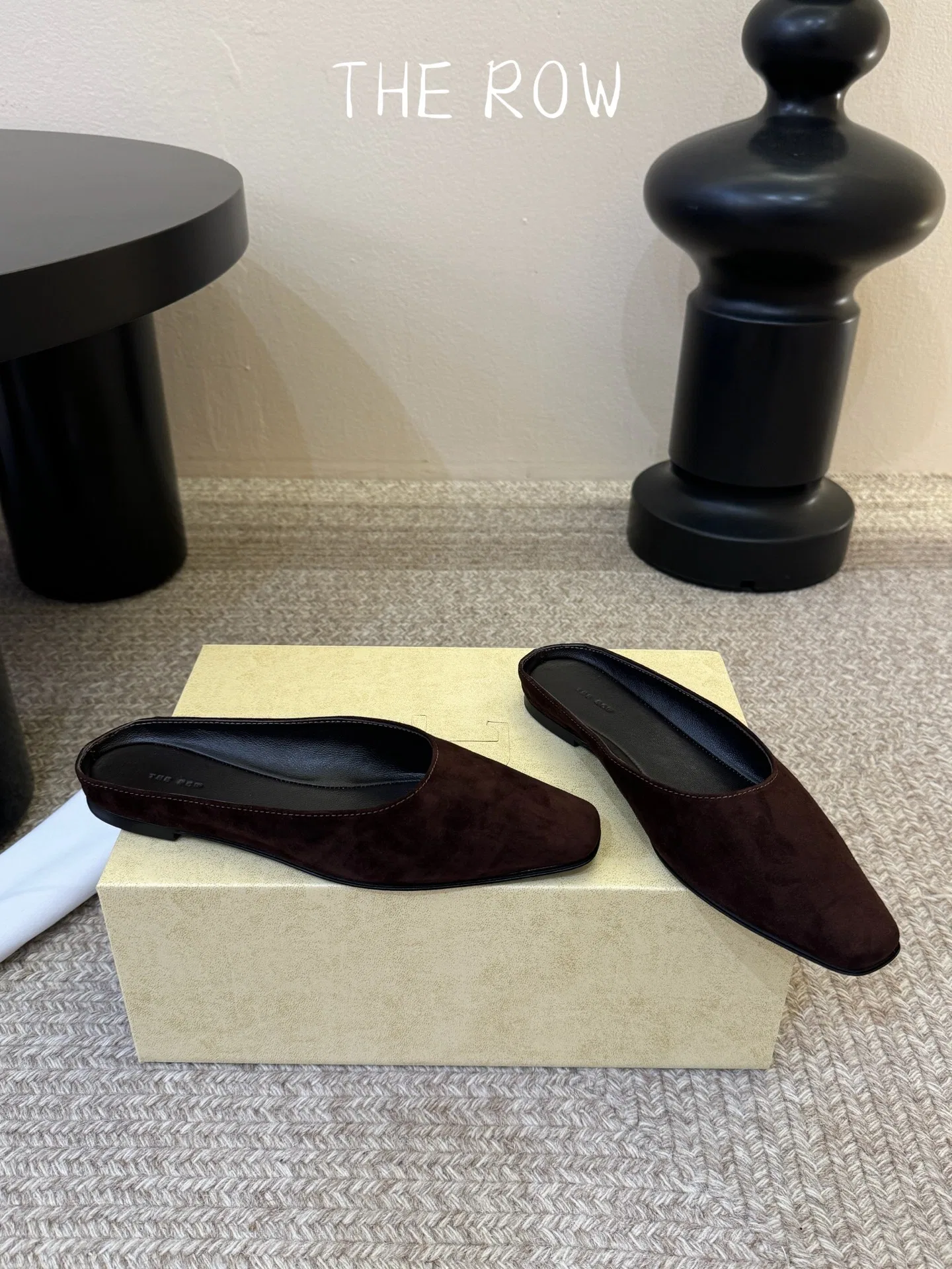 THEROW 27FW UEFHQNF 005 플랫슈즈 3