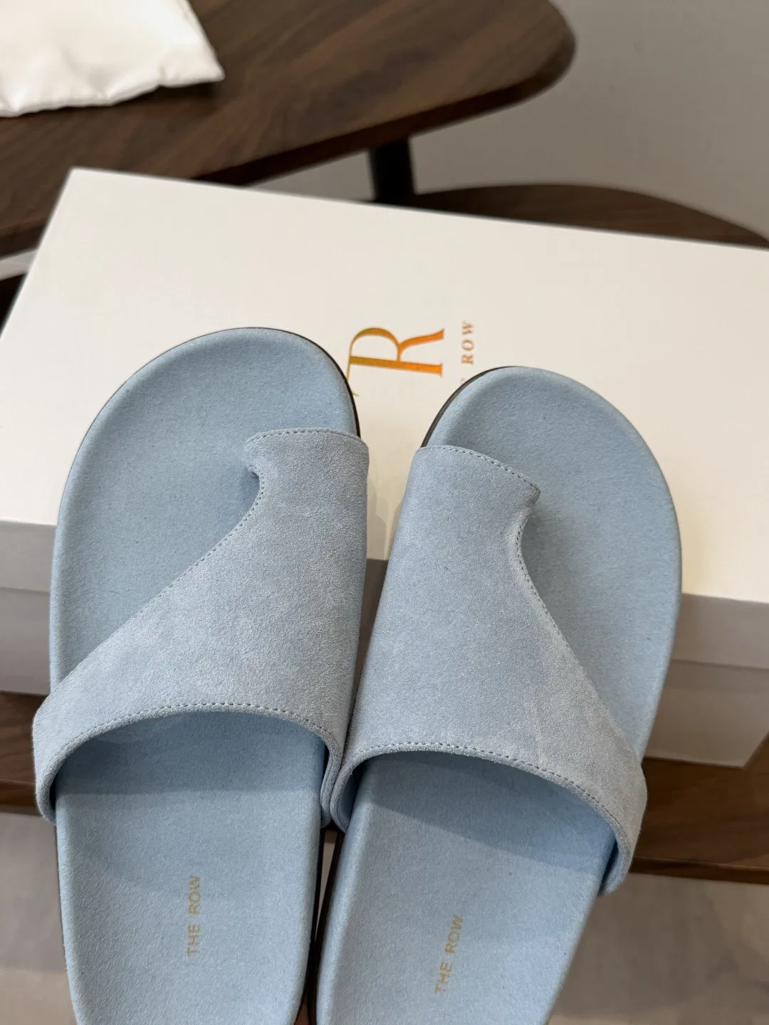 THEROW 27FW UEFHQNF 007 쪼리 5