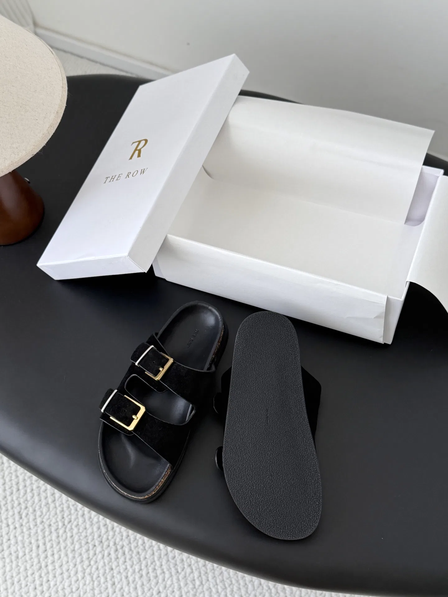 THEROW 27FW ZJUQOUM 003 샌들 3