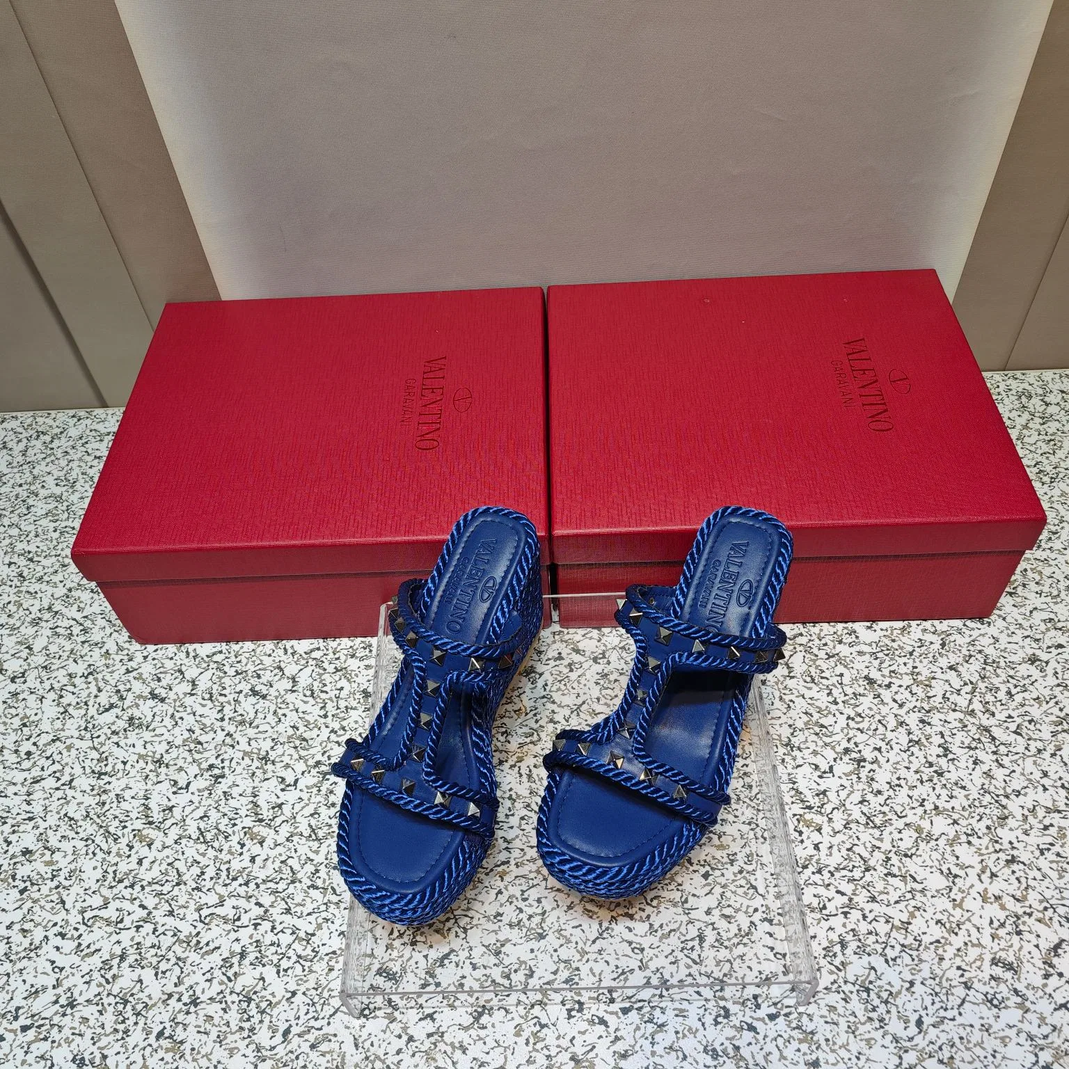 VL 27FW GXUYQIA 003 샌들 4