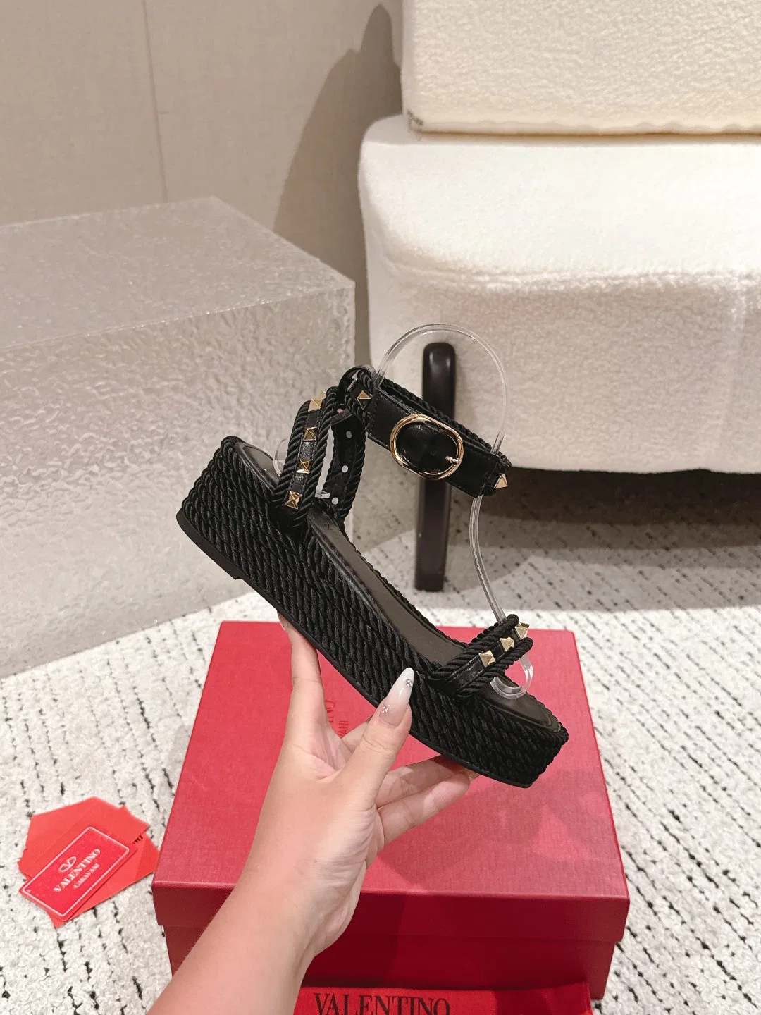 VL 27FW GXUYQIA 014 샌들 4
