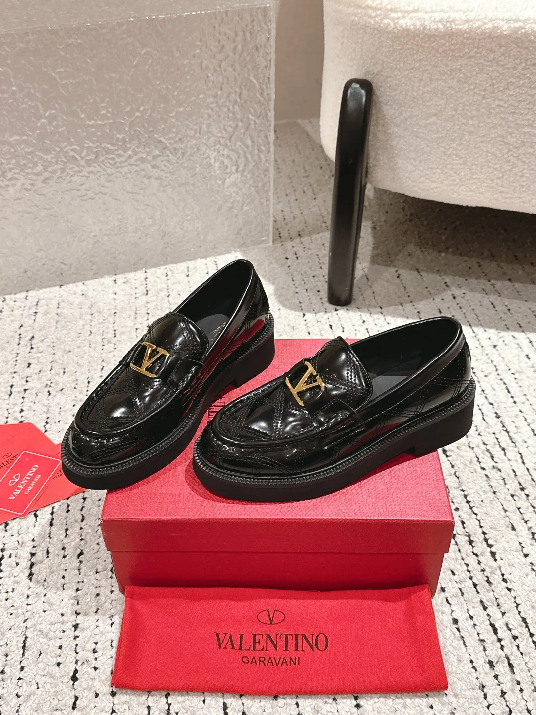 VL 27FW GXUYQIA 022 로퍼 4