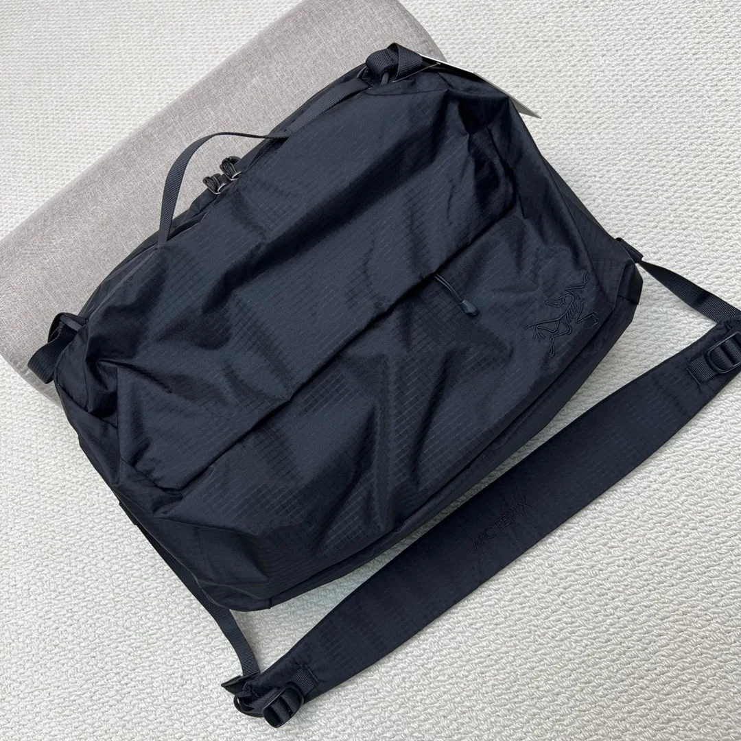 ARC 27FW PTBDKDT 010 크로스백