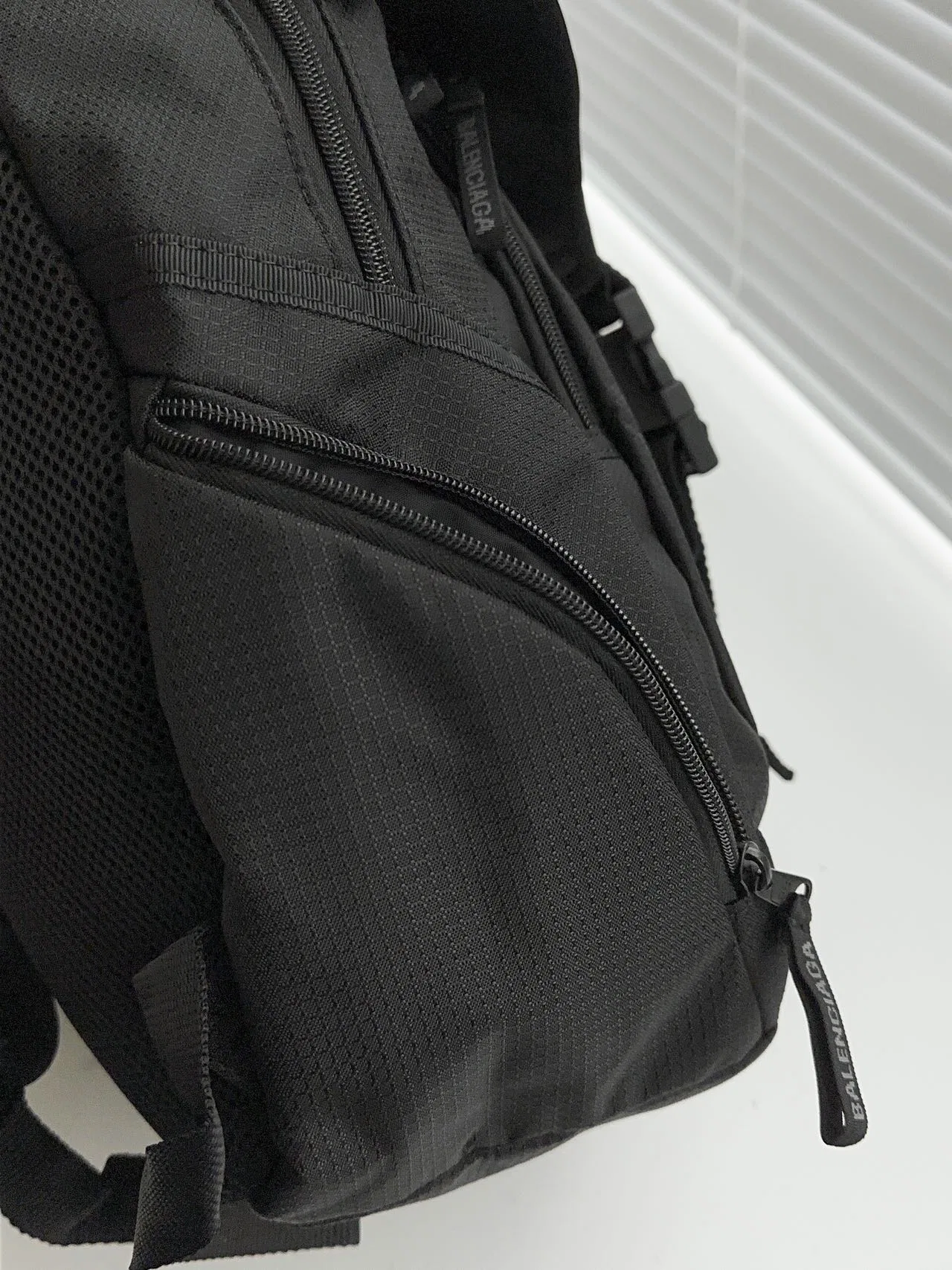 BC 27FW LLCLCMU 013 백팩 4
