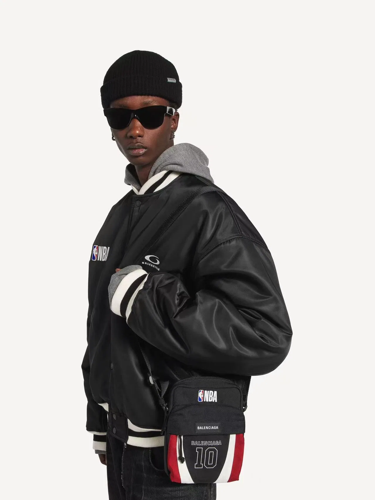 BC 27FW LLCLCMU 018 크로스백