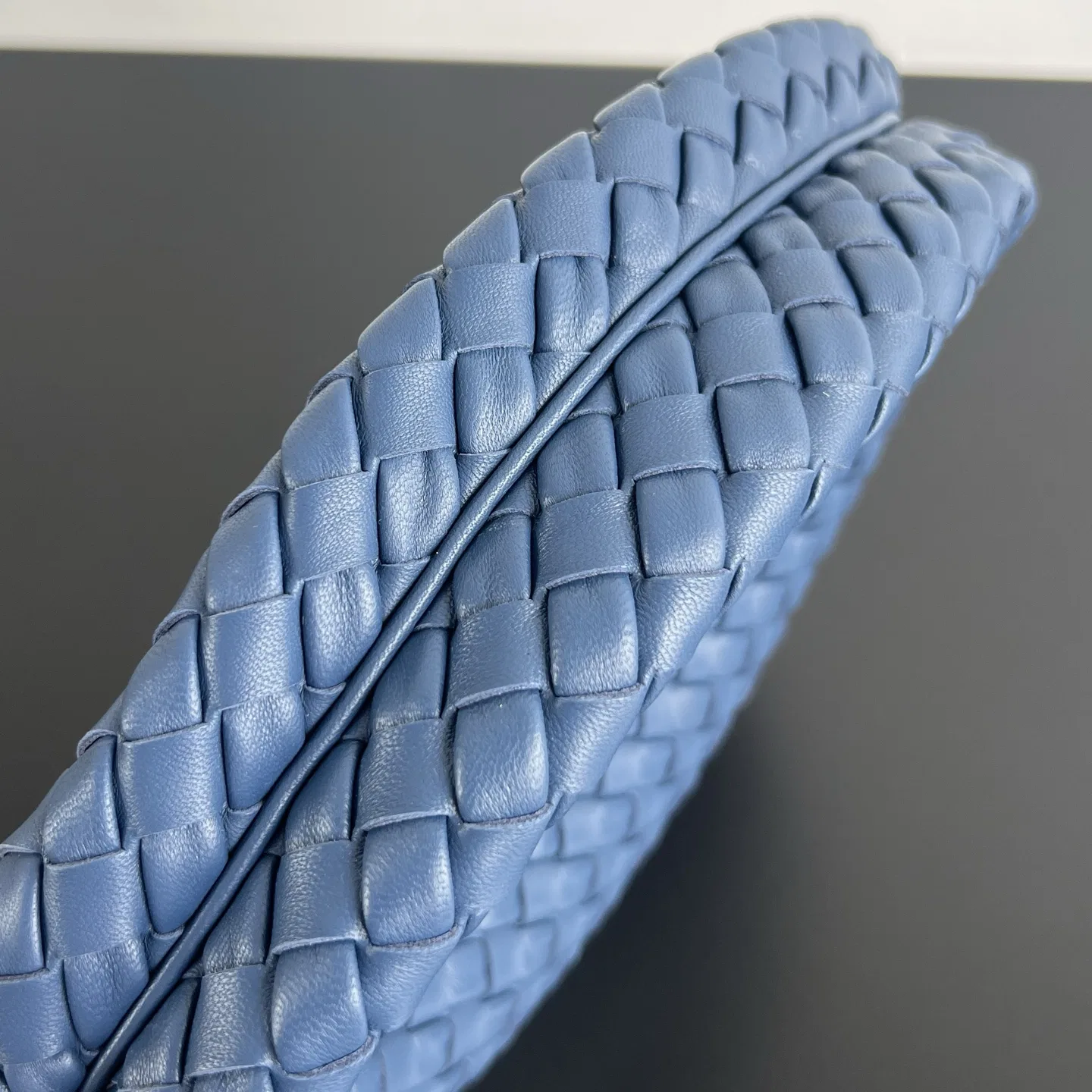 BOTTEGA 27FW NWEPAZI 007 토트백 6