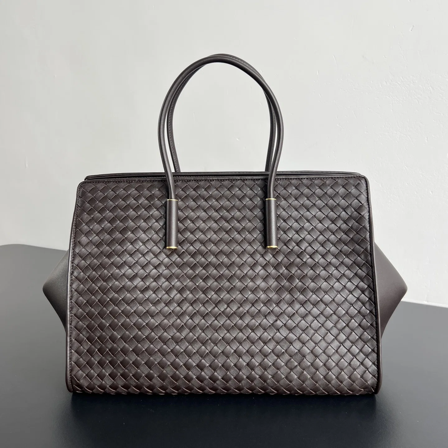 BOTTEGA 27FW NWEPAZI 018 토트백