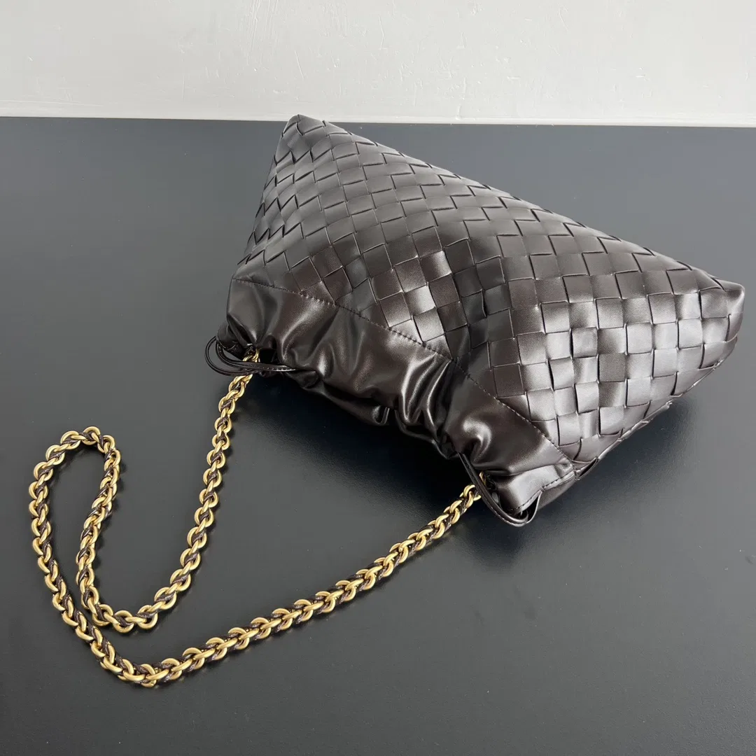 BOTTEGA 27FW NWEPAZI 025 숄더백 4