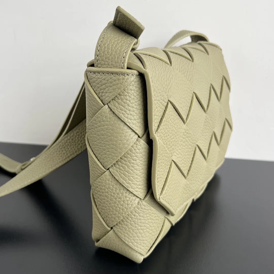 BOTTEGA 27FW NWEPAZI 028 크로스백 3