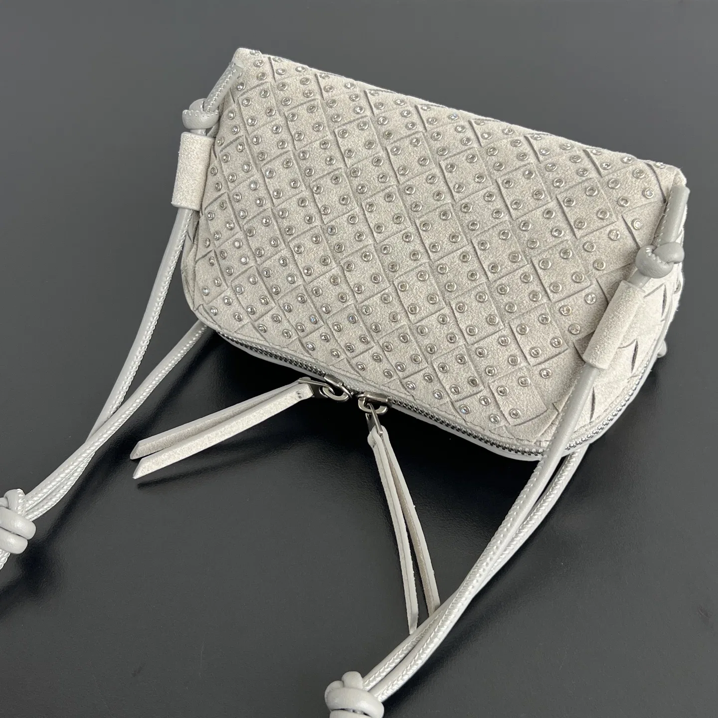 BOTTEGA 27FW NWEPAZI 029 숄더백 4