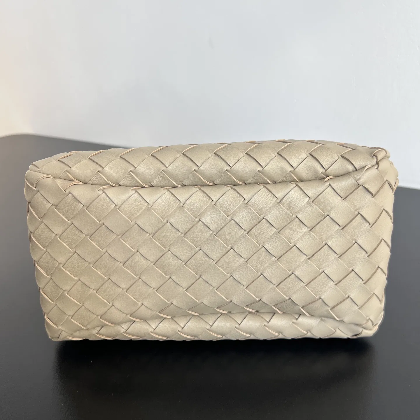 BOTTEGA 27FW NWEPAZI 031 토트백 4