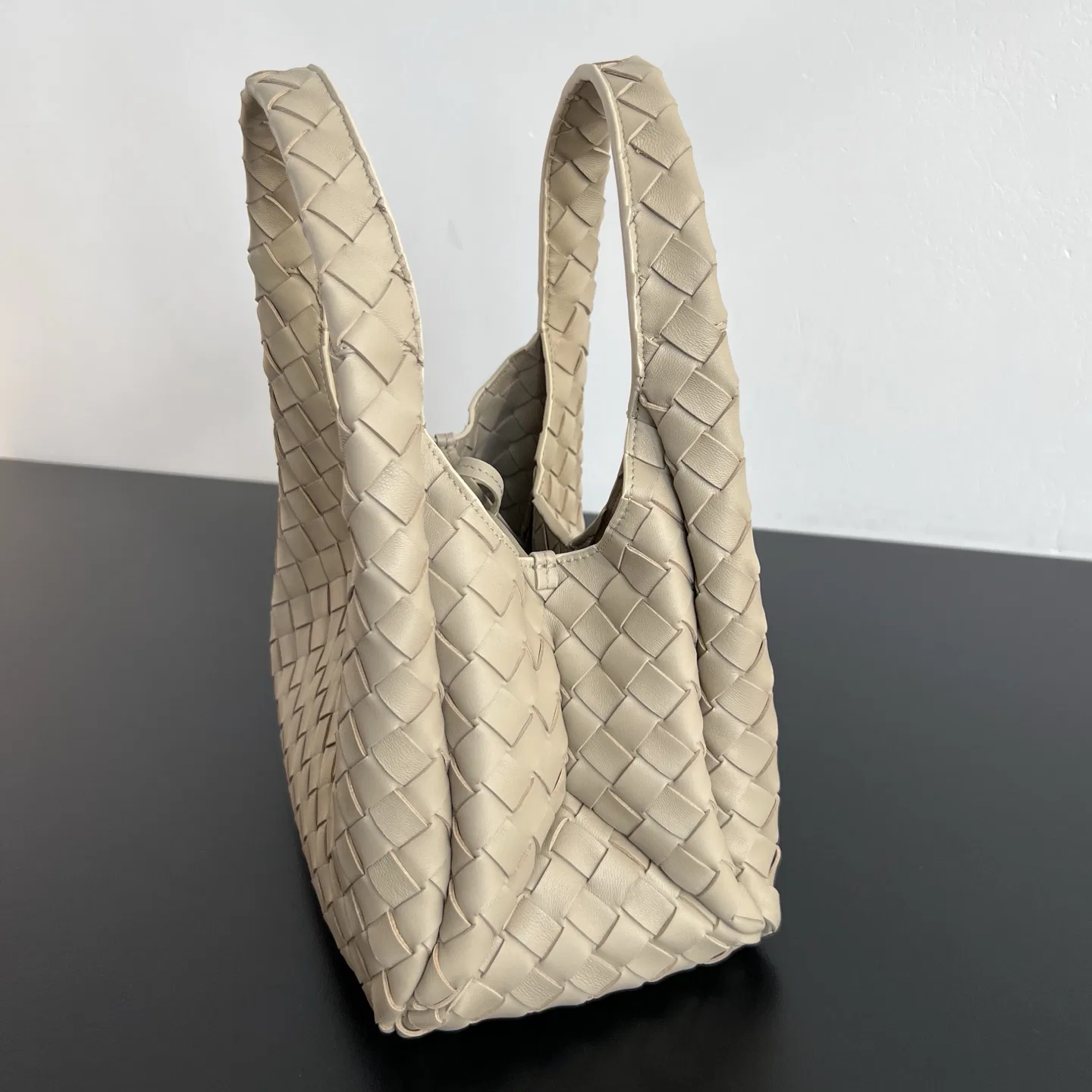BOTTEGA 27FW NWEPAZI 031 토트백 5