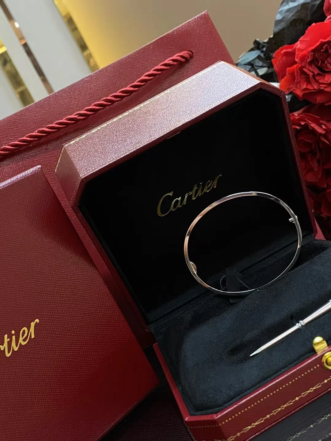 CARTIER 27FW QOLJHSQ 002 다이아팔찌 5
