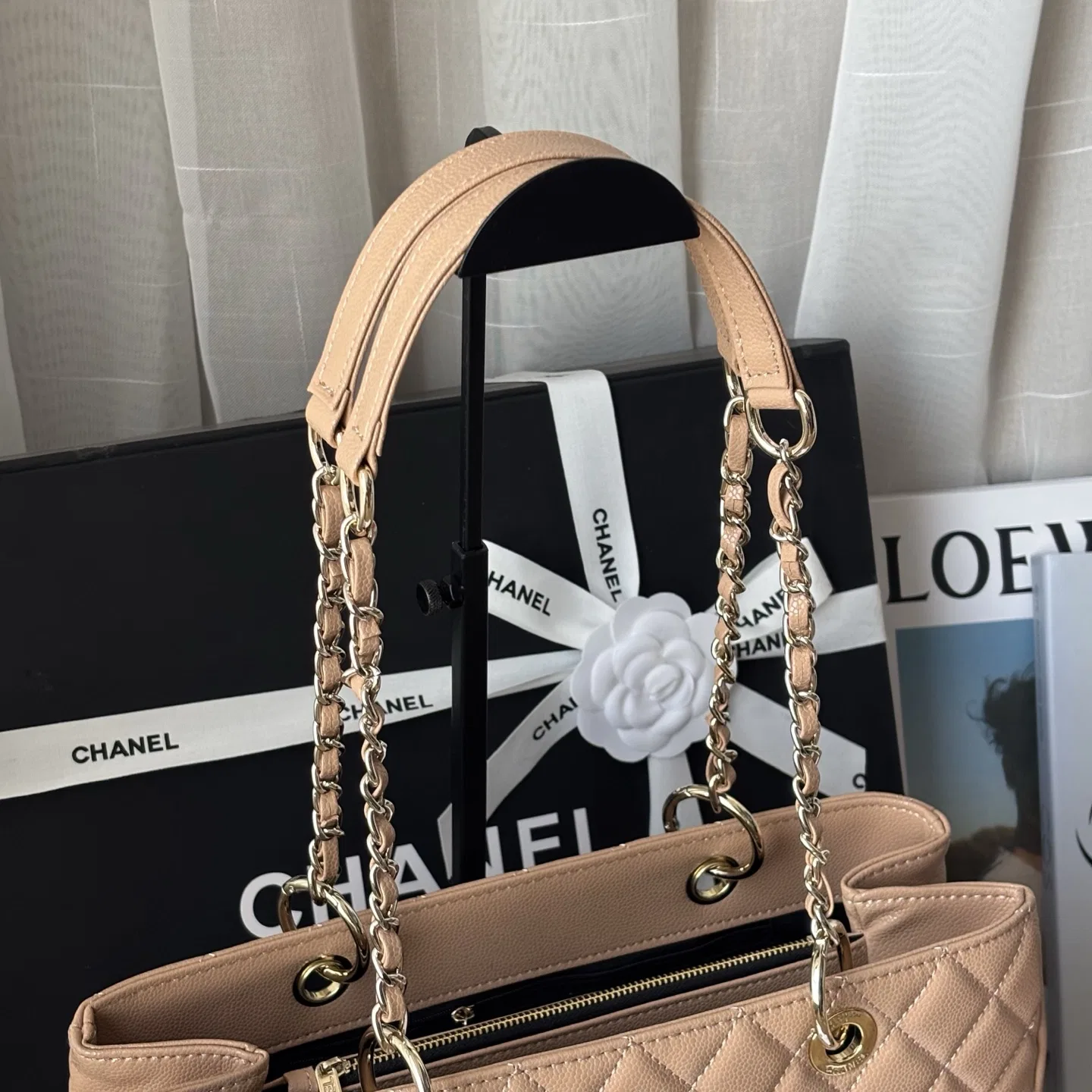 CHA 27FW FKQSBKQ 040 토트백 5