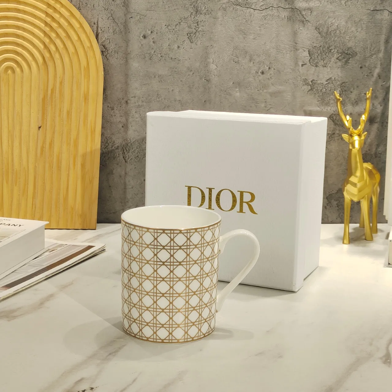 DIO 27FW DDYUTME 009 컵 3