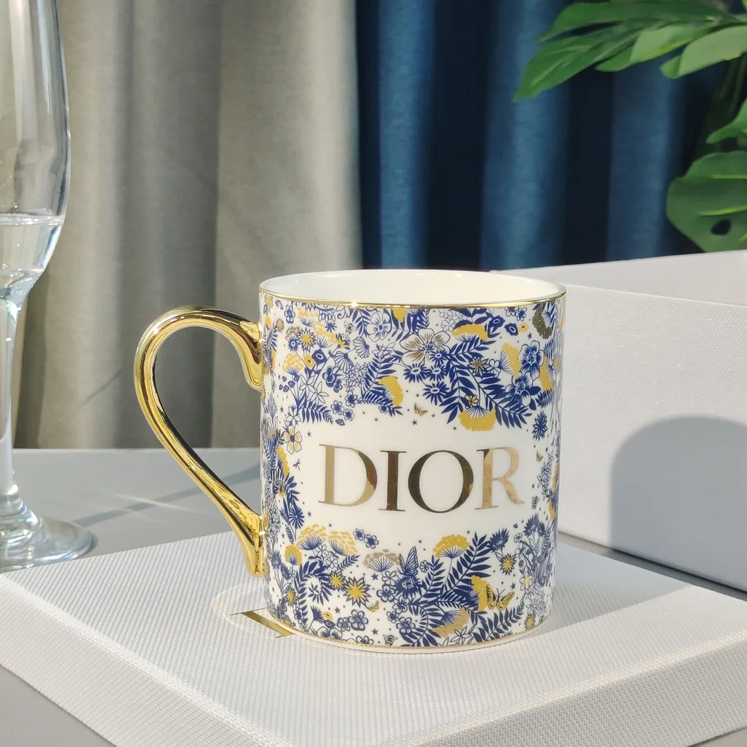 DIO 27FW DDYUTME 012 컵 3