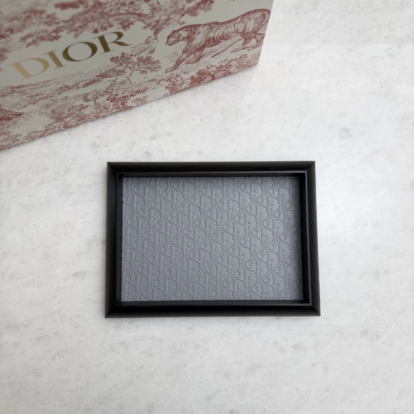 DIO 27FW HEYSUYT 009 트레이 3