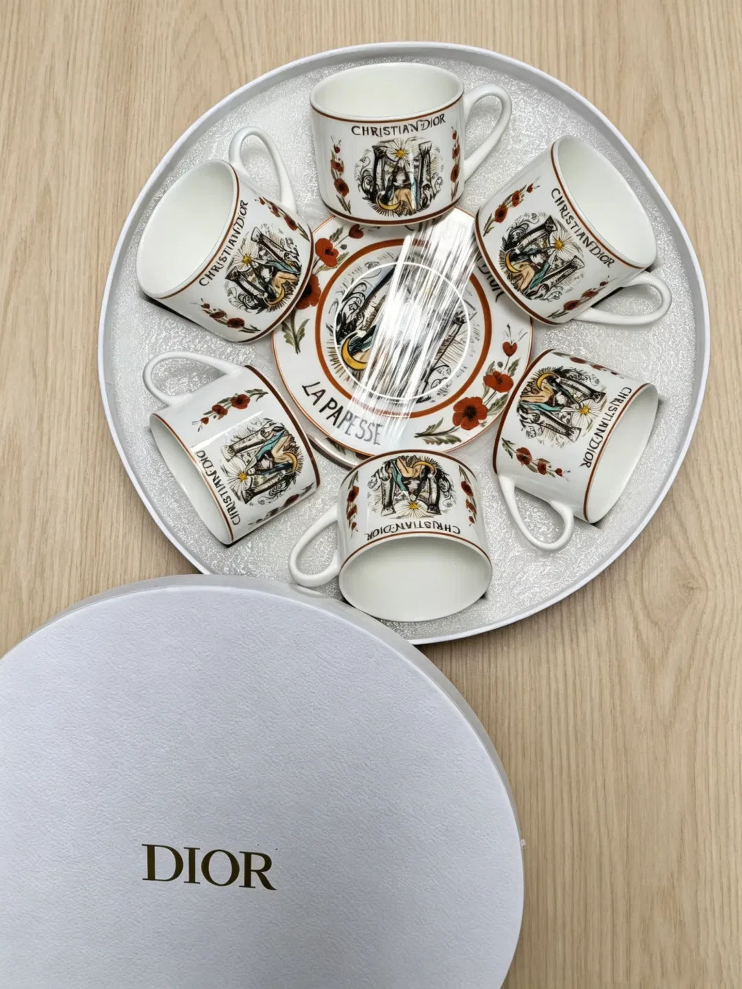 DIO 27FW HEYSUYT 043 찻잔세트