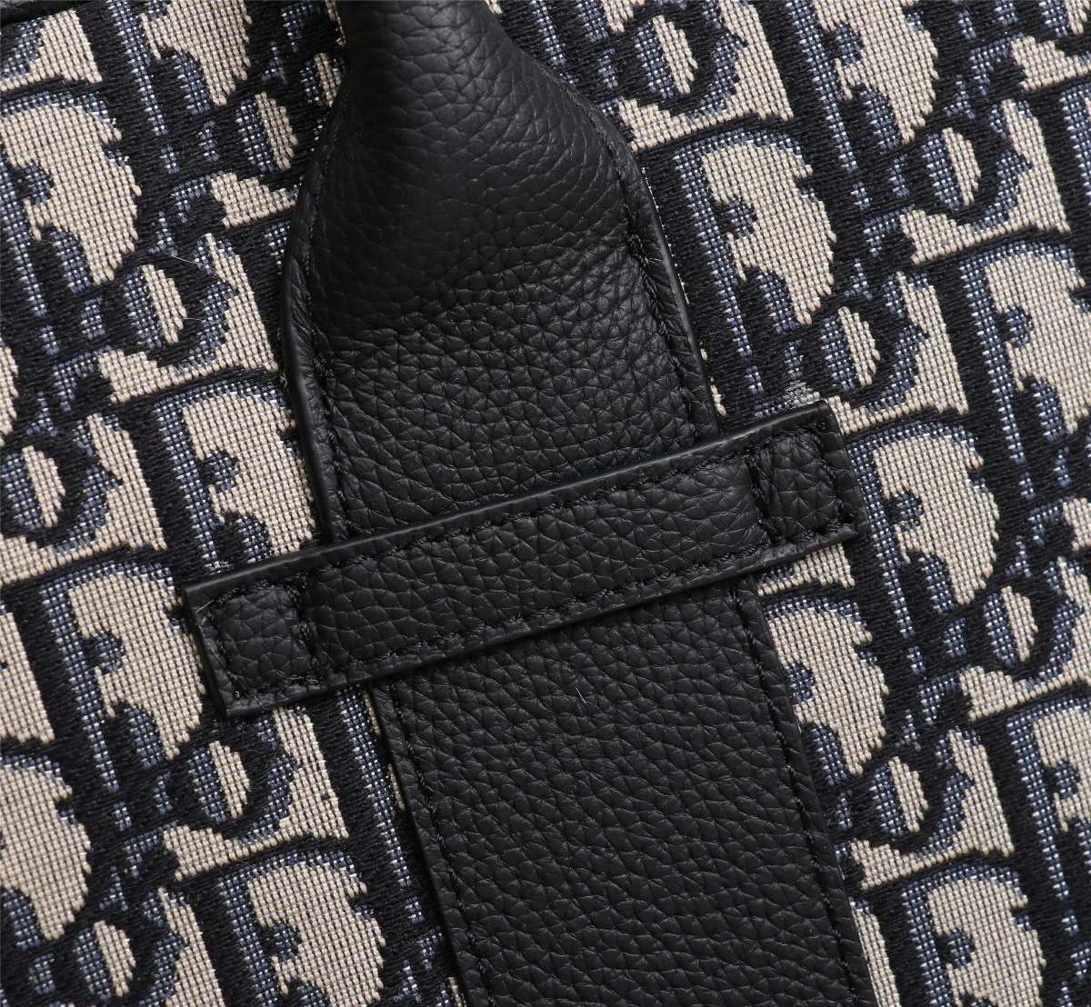 DIO 27FW NJWMKXS 009 토트백 3