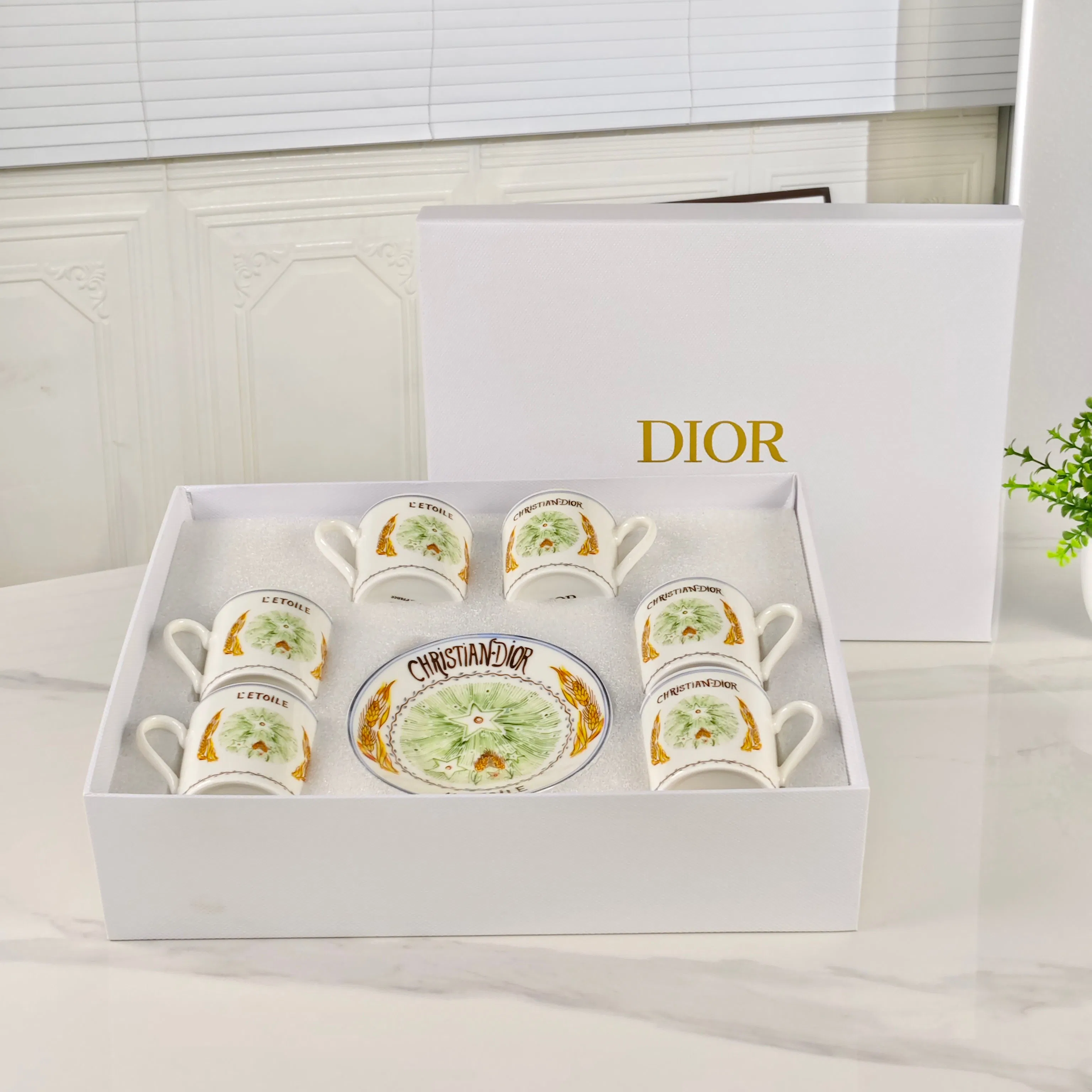DIO 27FW OJOMUZF 006 찻잔세트