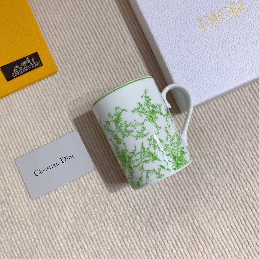 DIO 27FW OJOMUZF 045 컵 4